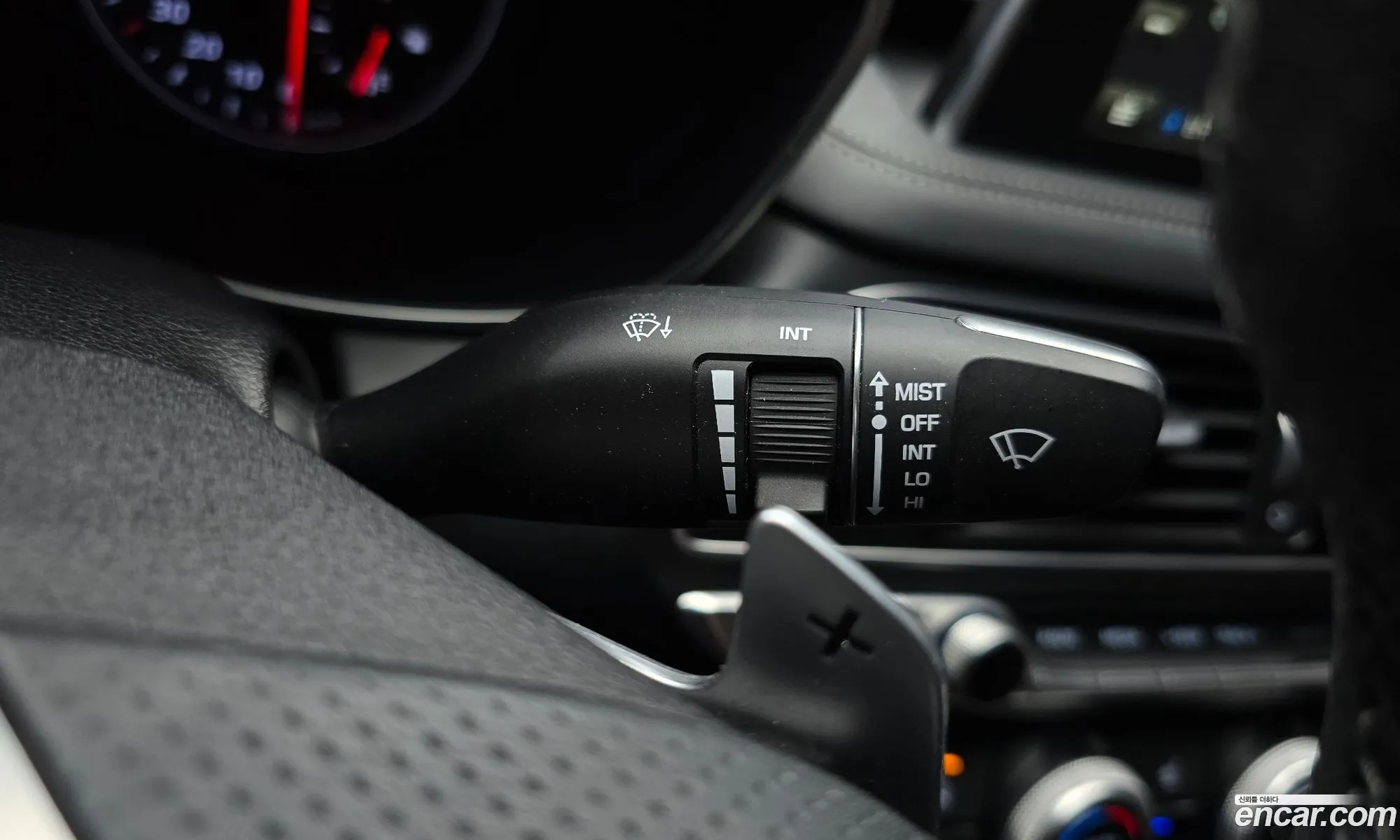 Genesis G70 2019 — 19