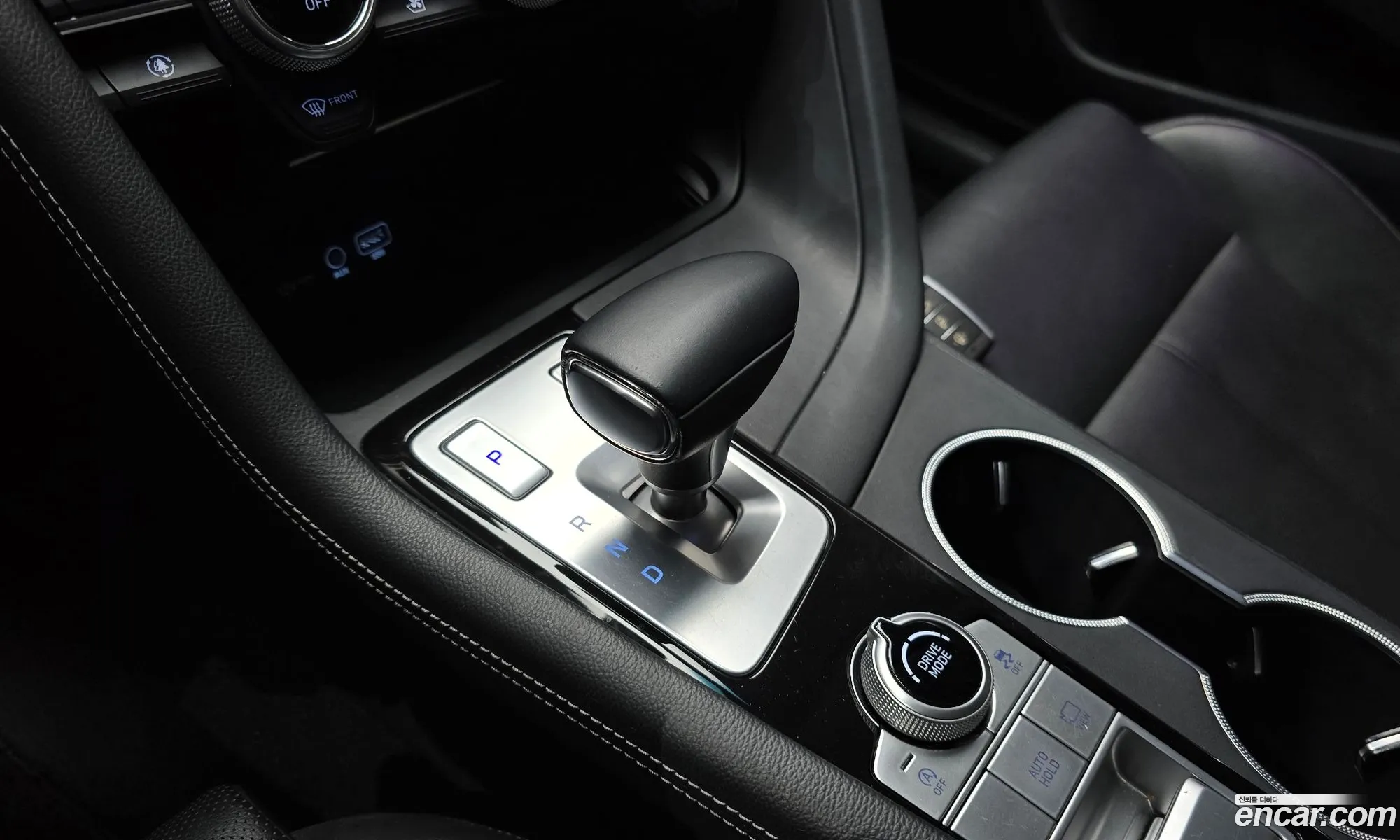 Genesis G70 2019 — 10