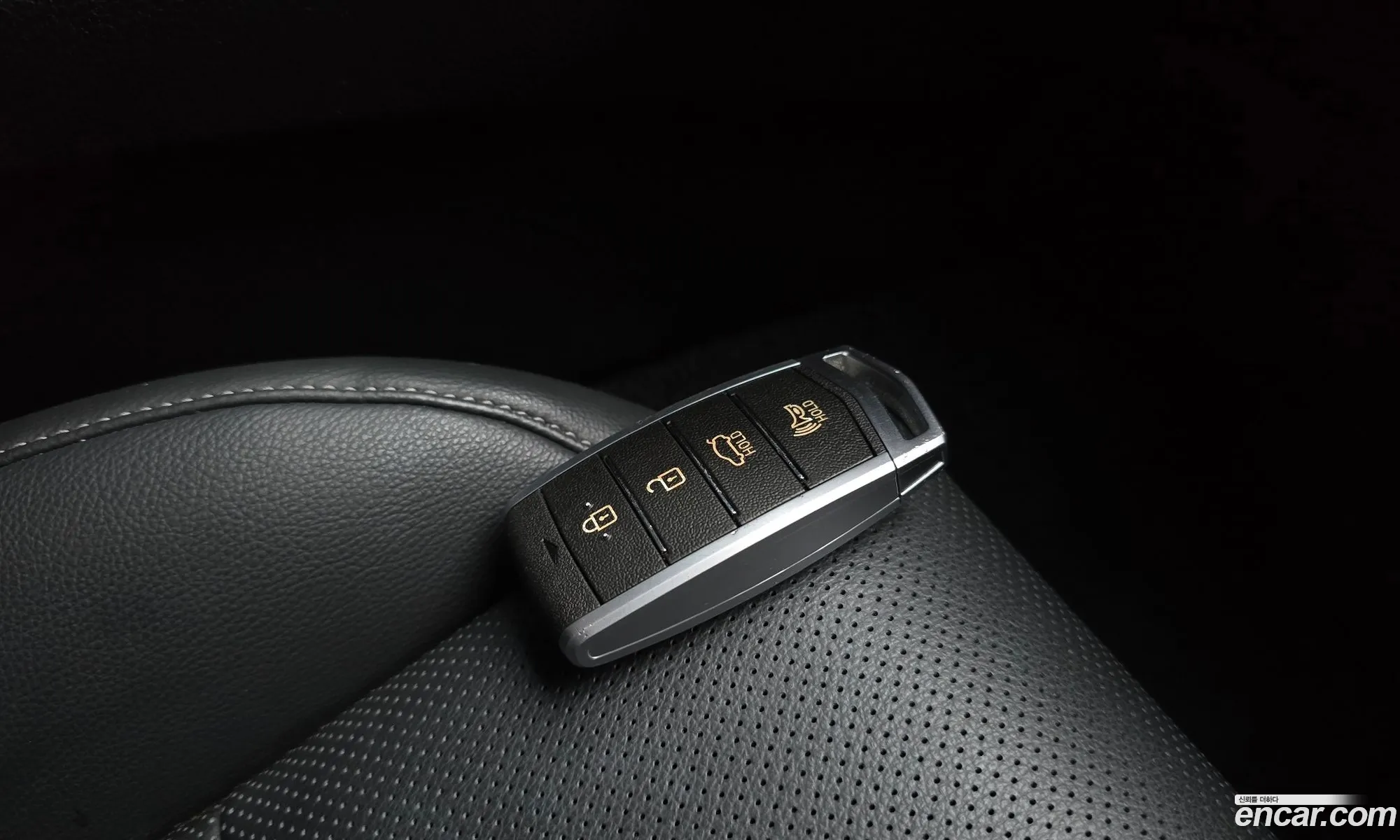 Genesis G70 2019 — 20