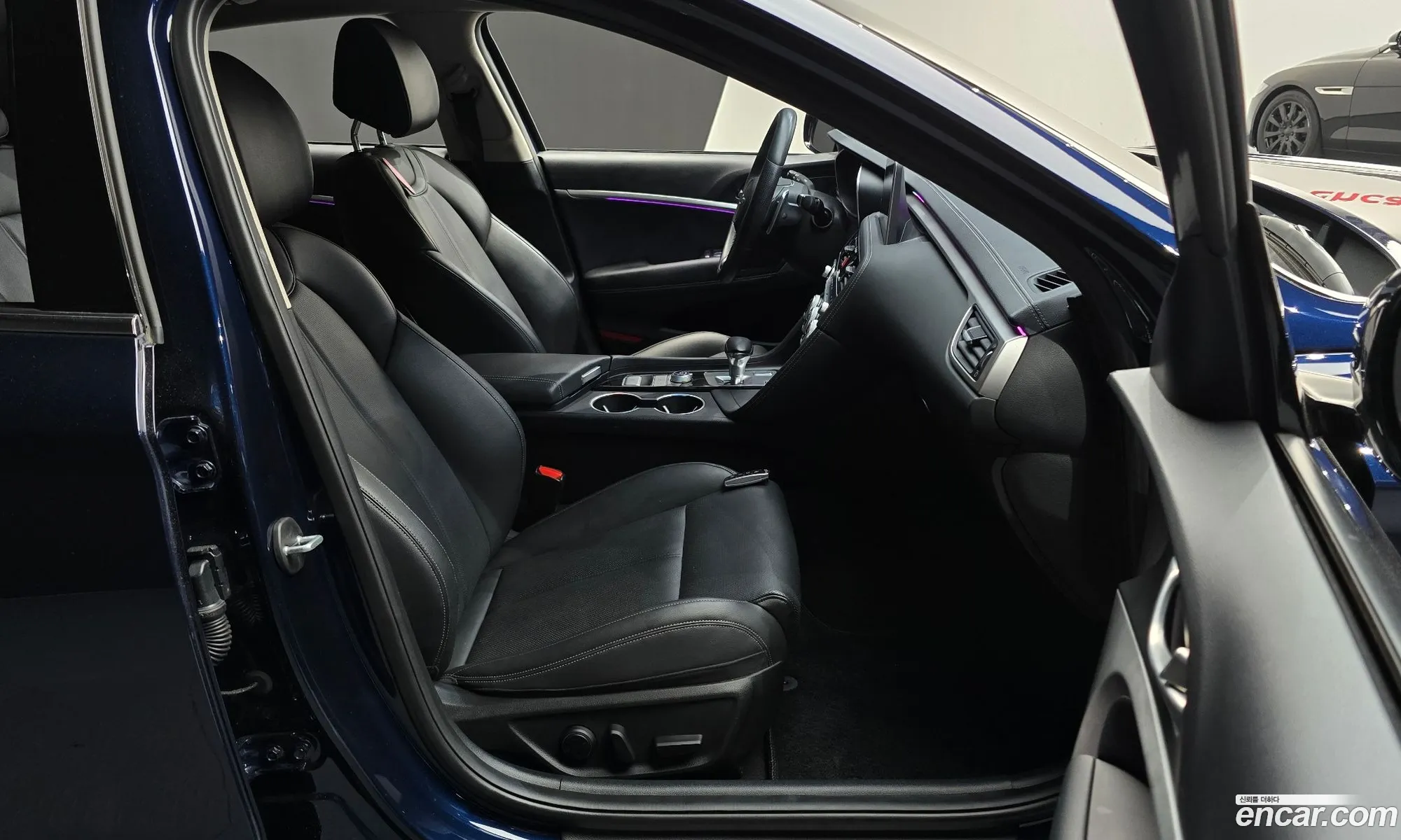 Genesis G70 2019 — 25