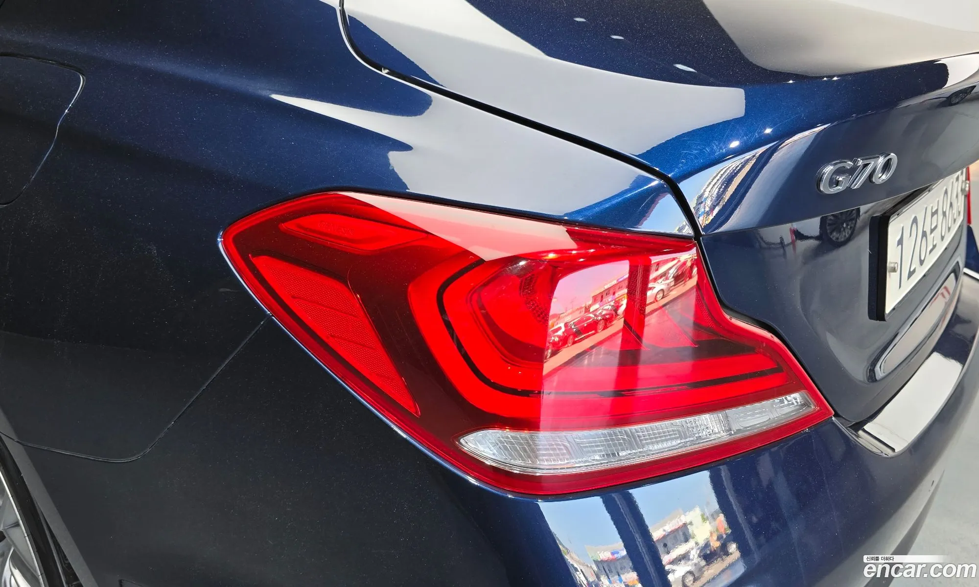 Genesis G70 2019 — 24