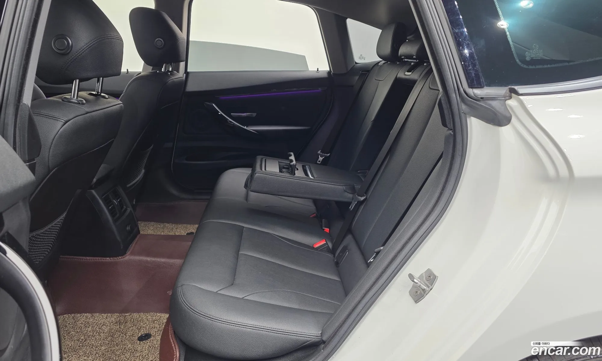BMW 3 Series GT 2017 WBA8T510XHG790932 — 2