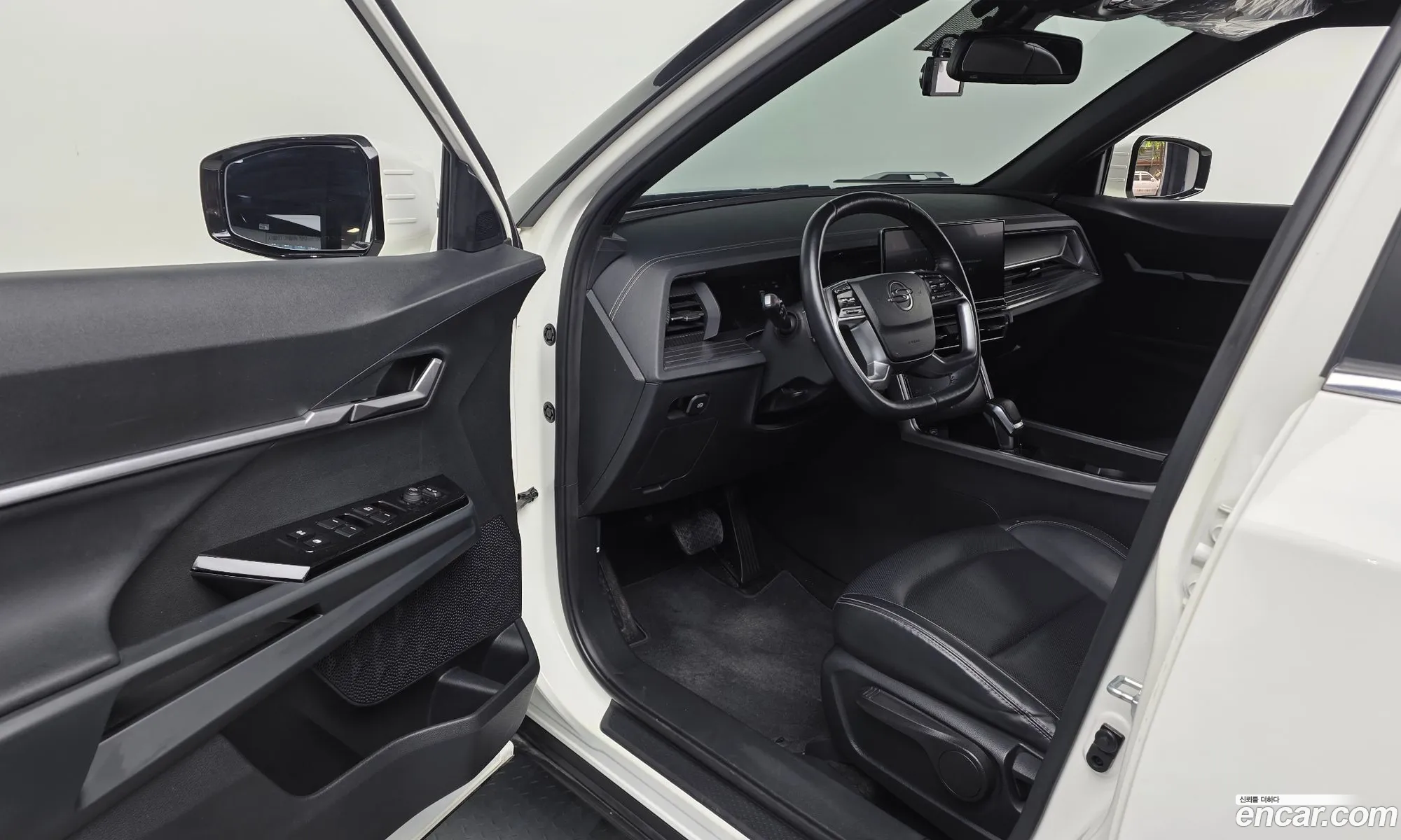 KG Mobility (SsangYong) Torres 2022 — 26