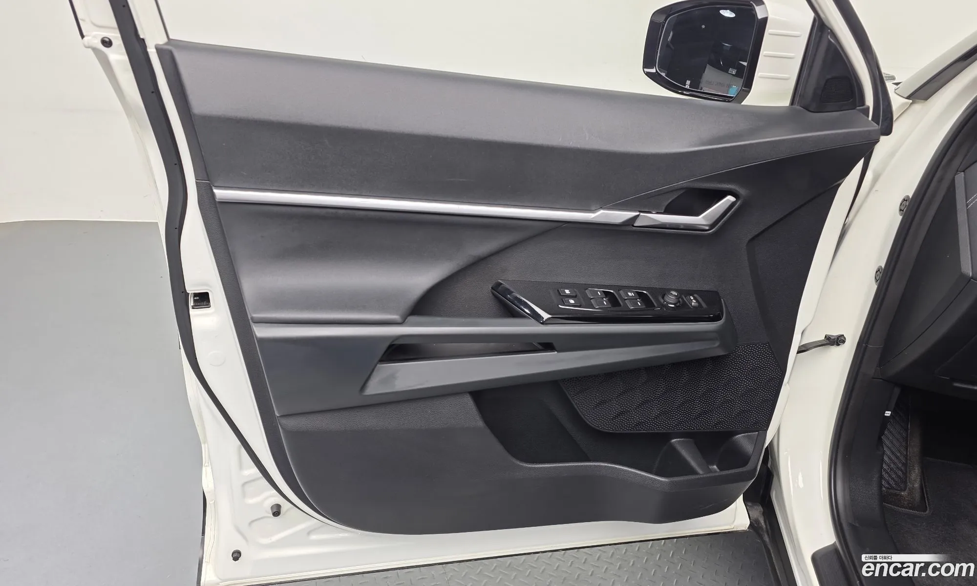 KG Mobility (SsangYong) Torres 2022 — 6