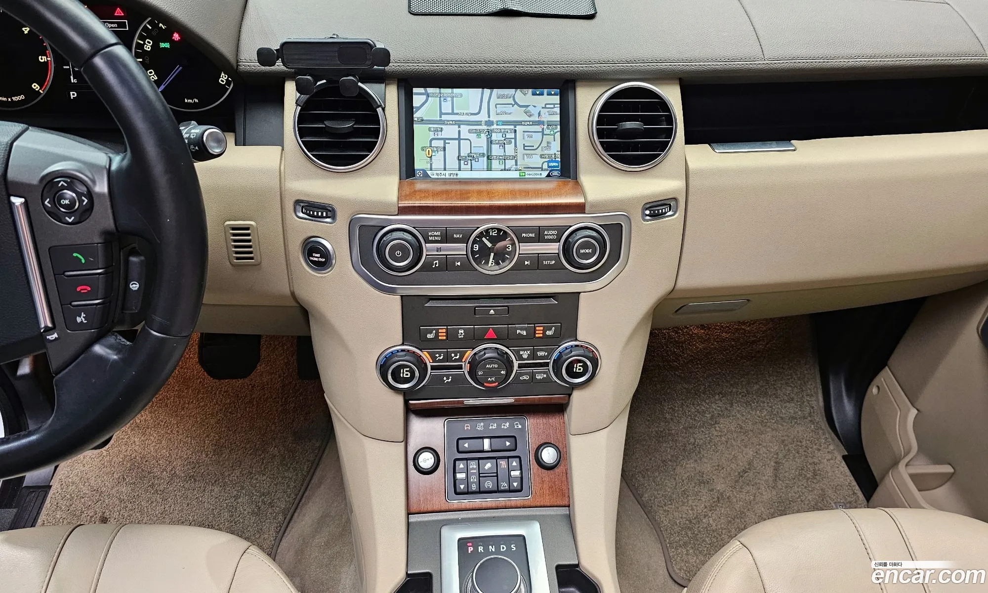 Land Rover Discovery 4 2016 — 13