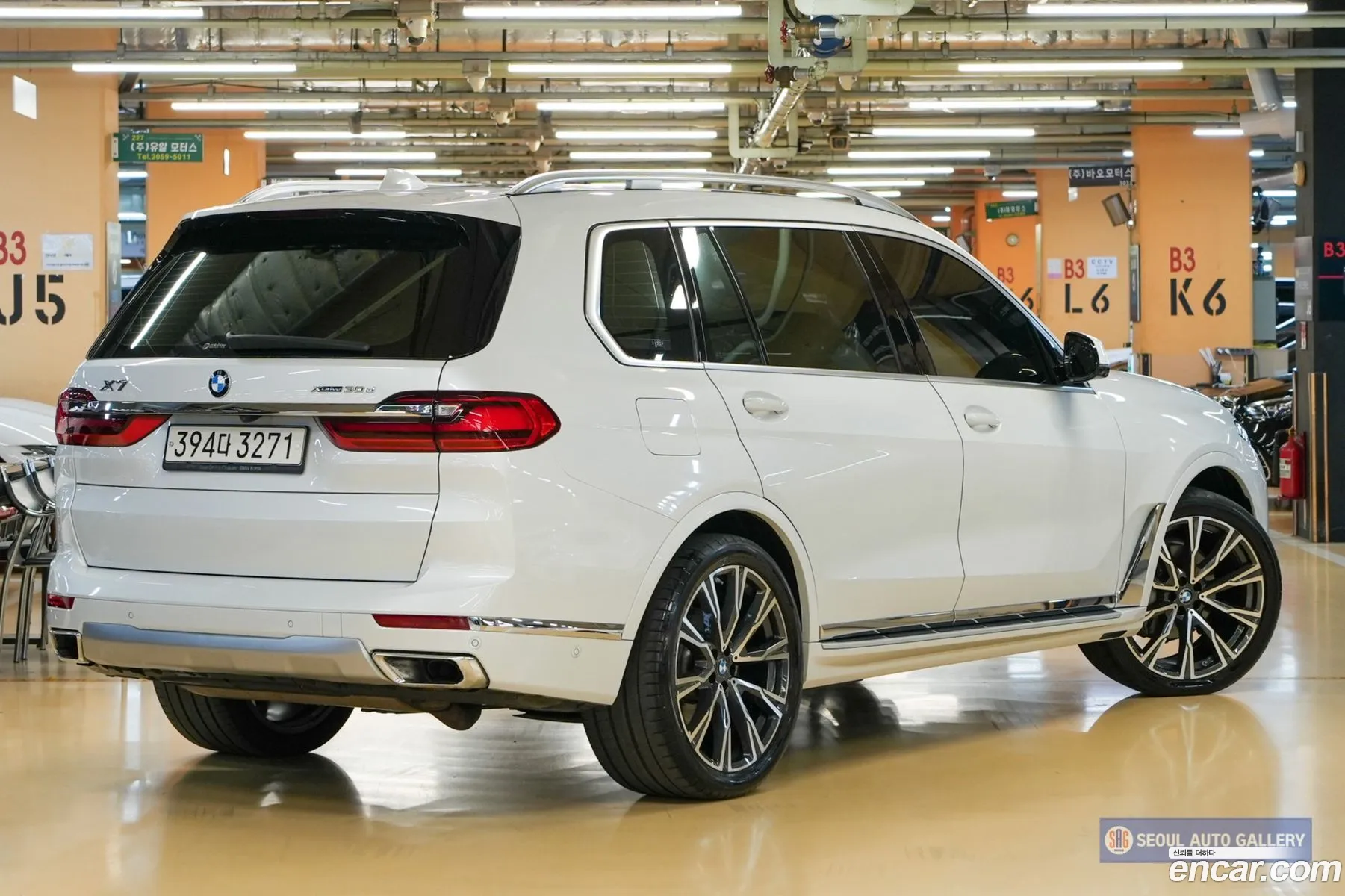 BMW X7 2019 — 16