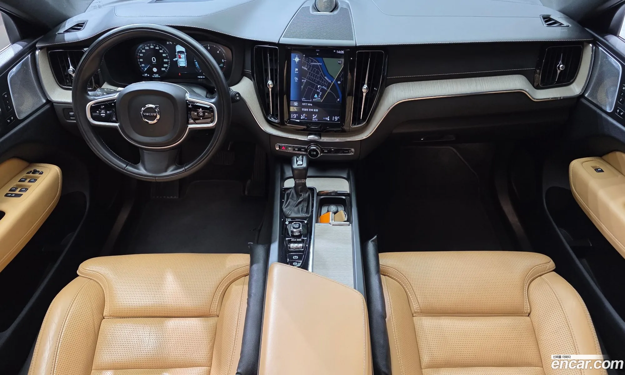 Volvo XC60 2018 — 29