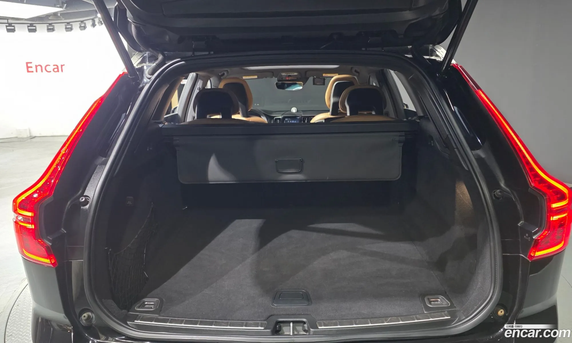 Volvo XC60 2018 — 30
