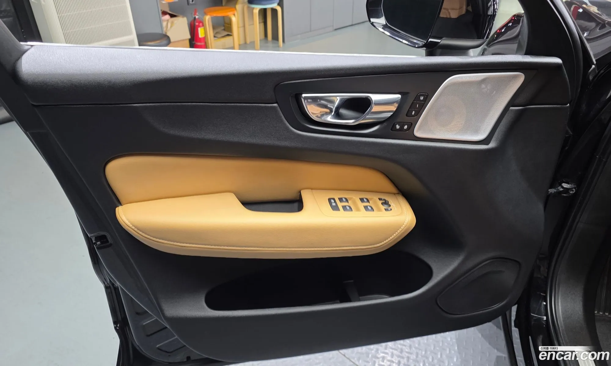 Volvo XC60 2018 — 26