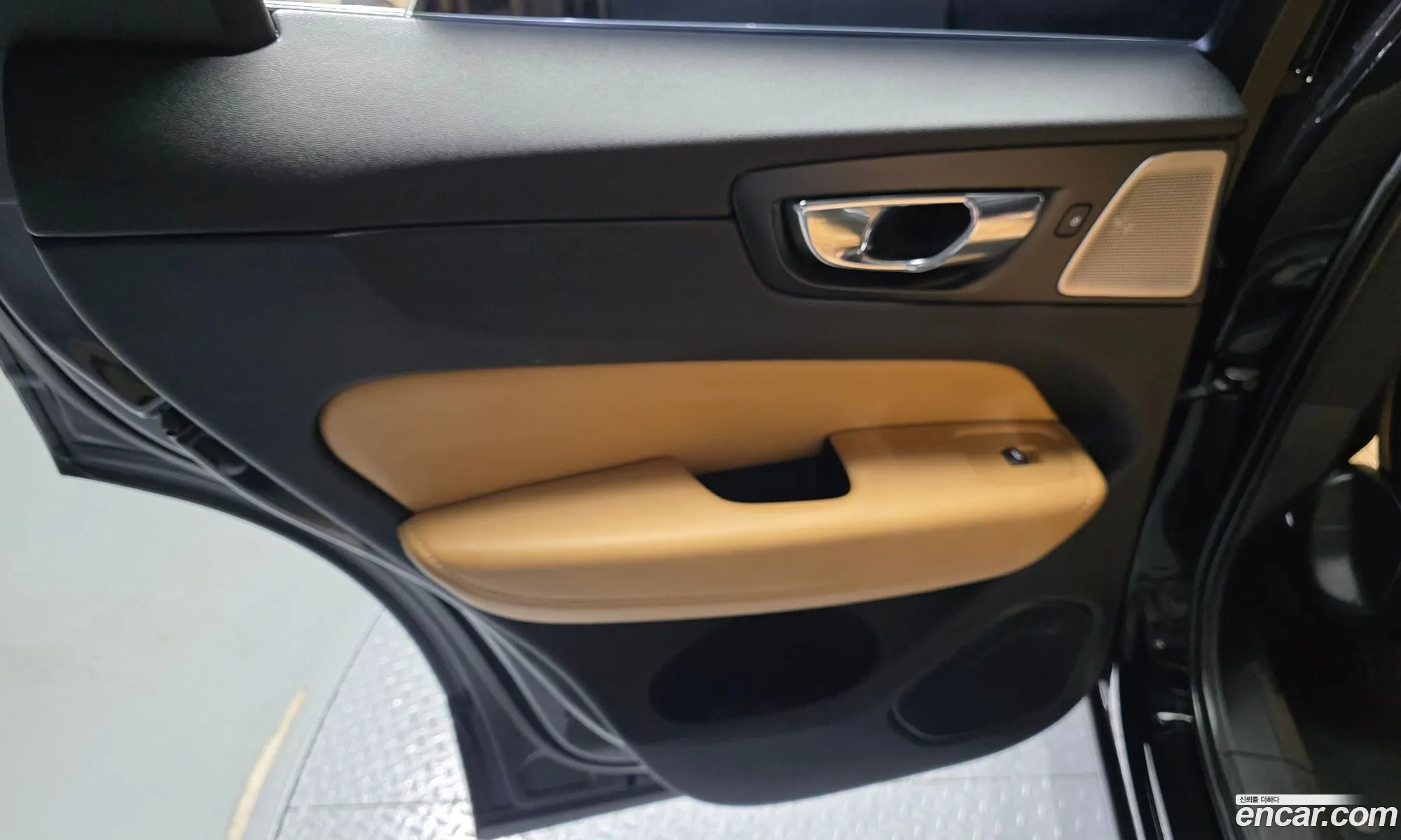 Volvo XC60 2018 — 24