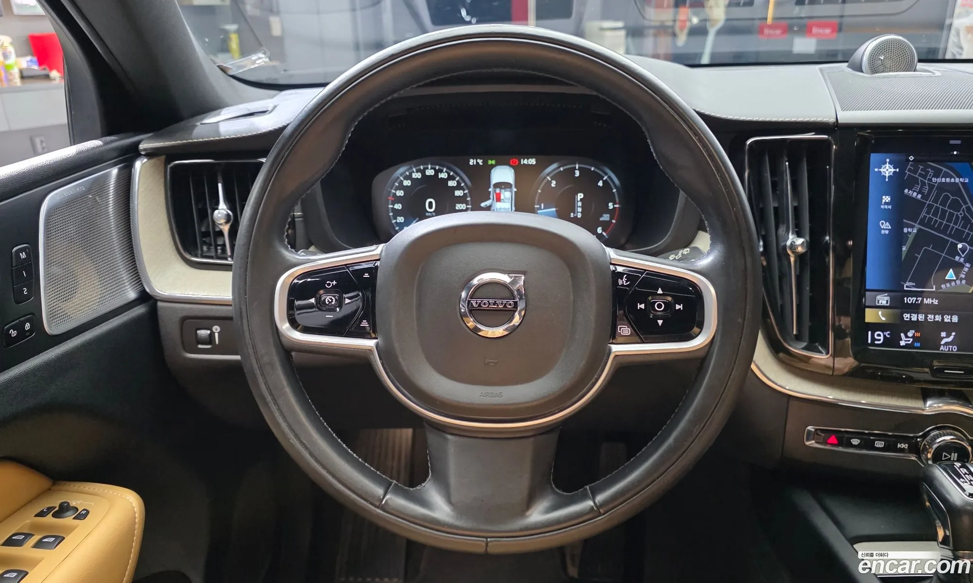 Volvo XC60 2018 — 31