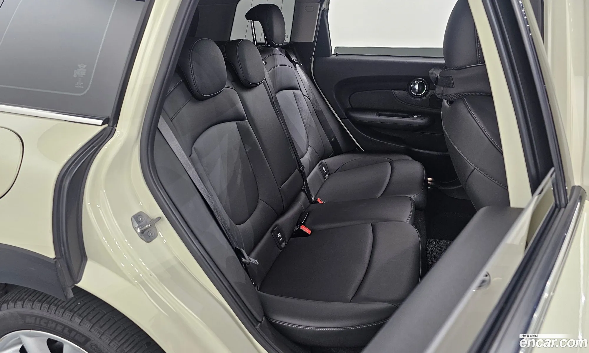 Mini Cooper Clubman 2019 — 20