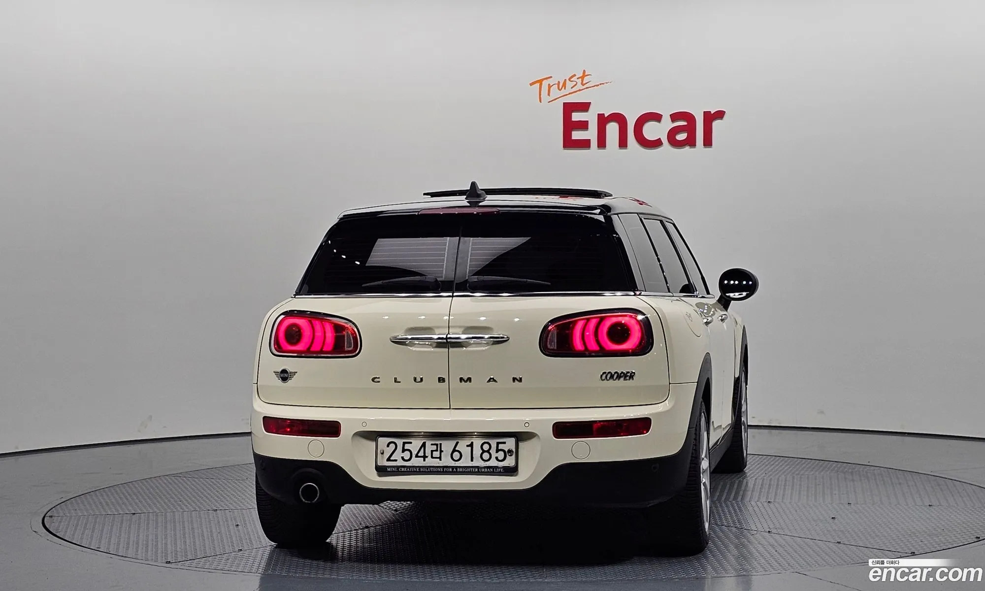 Mini Cooper Clubman 2019 — 21