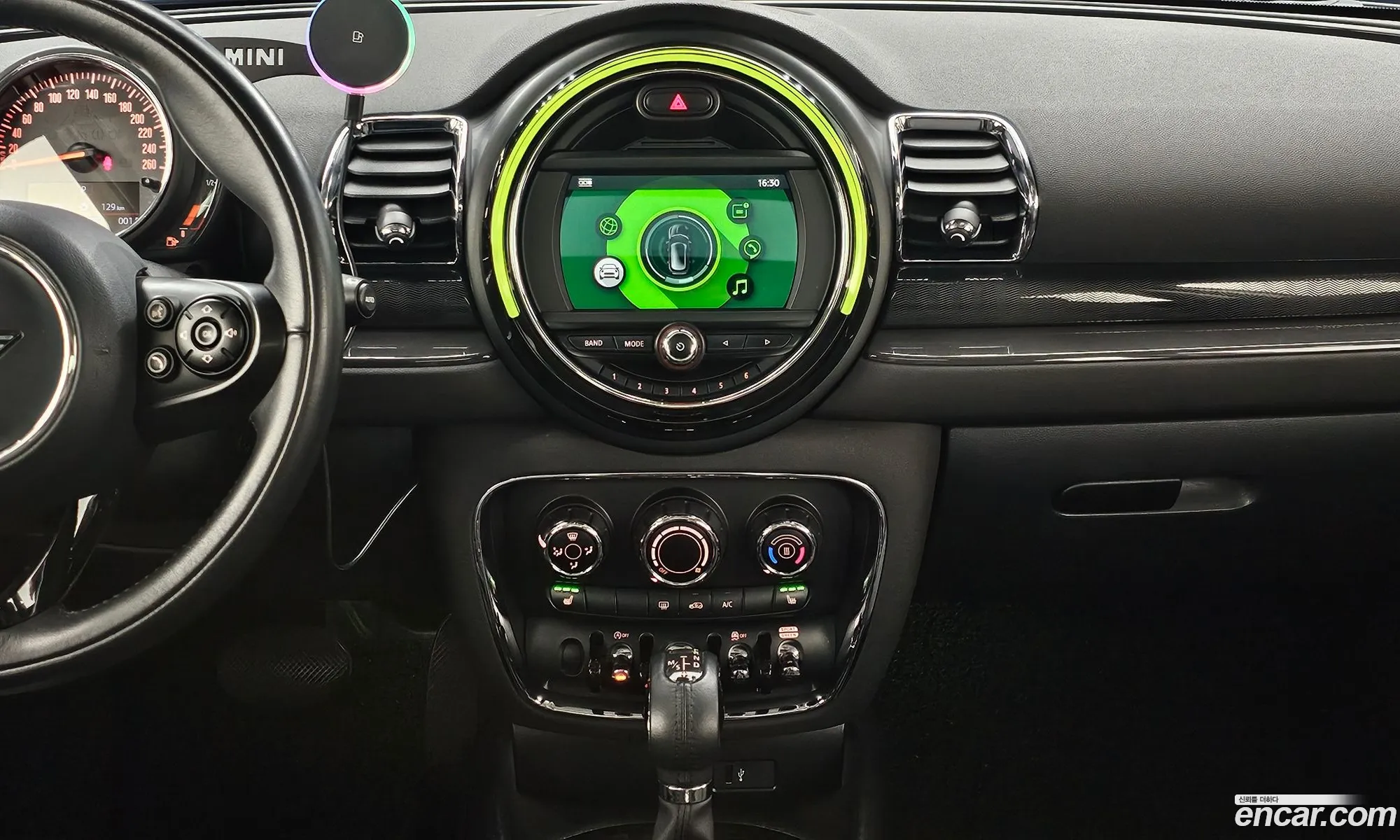 Mini Cooper Clubman 2019 — 16