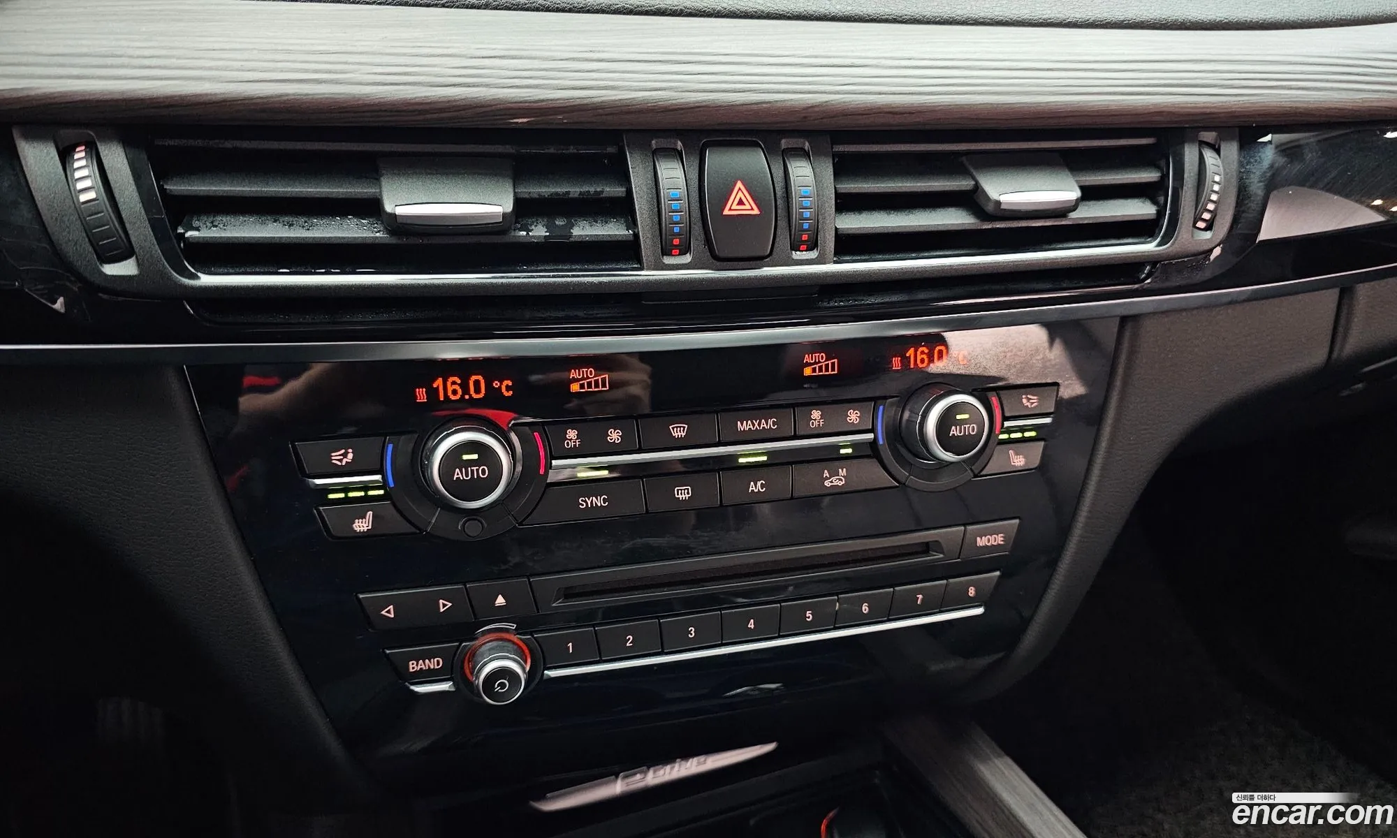 BMW X5 2018 — 25