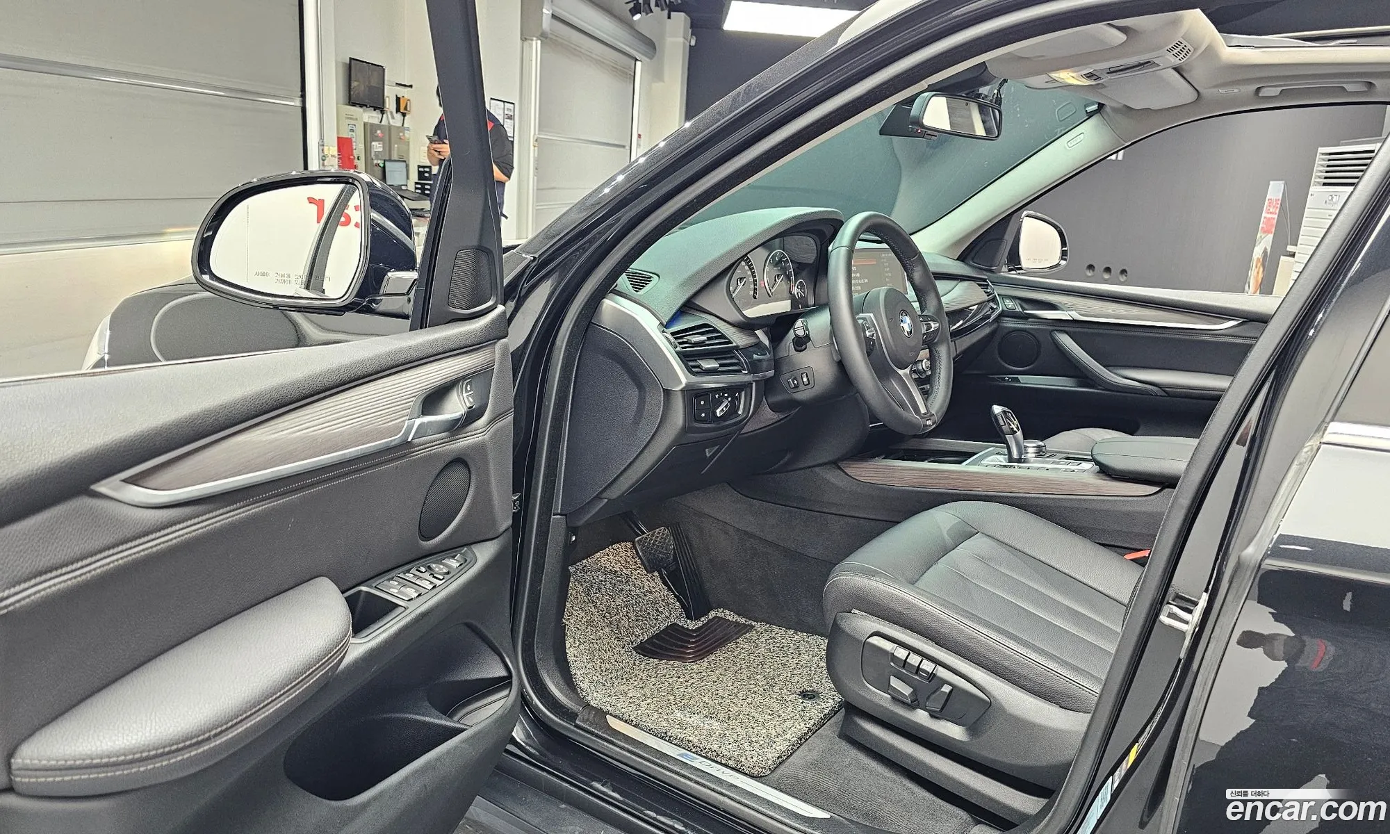 BMW X5 2018 — 2