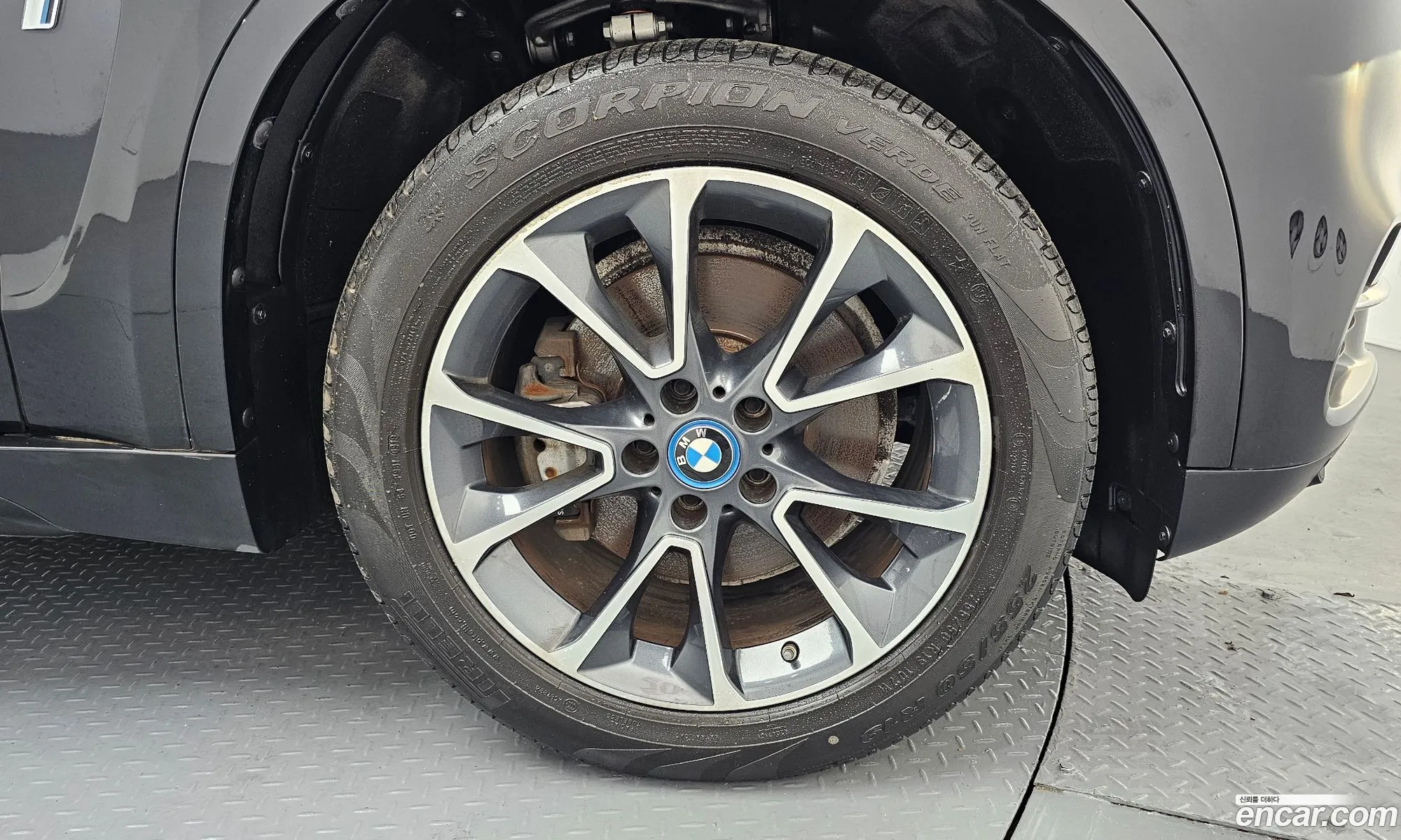 BMW X5 2018 — 23