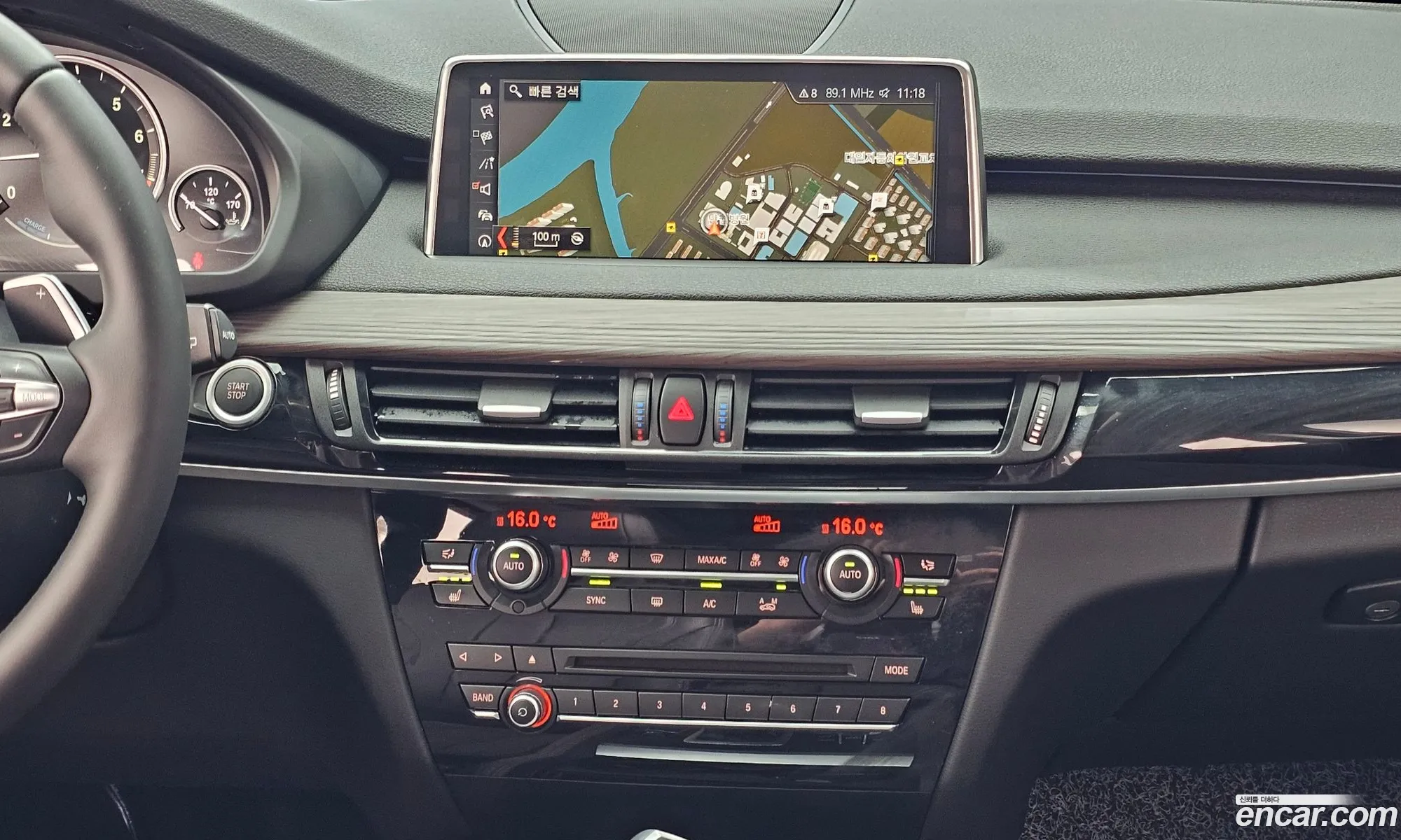 BMW X5 2018 — 30
