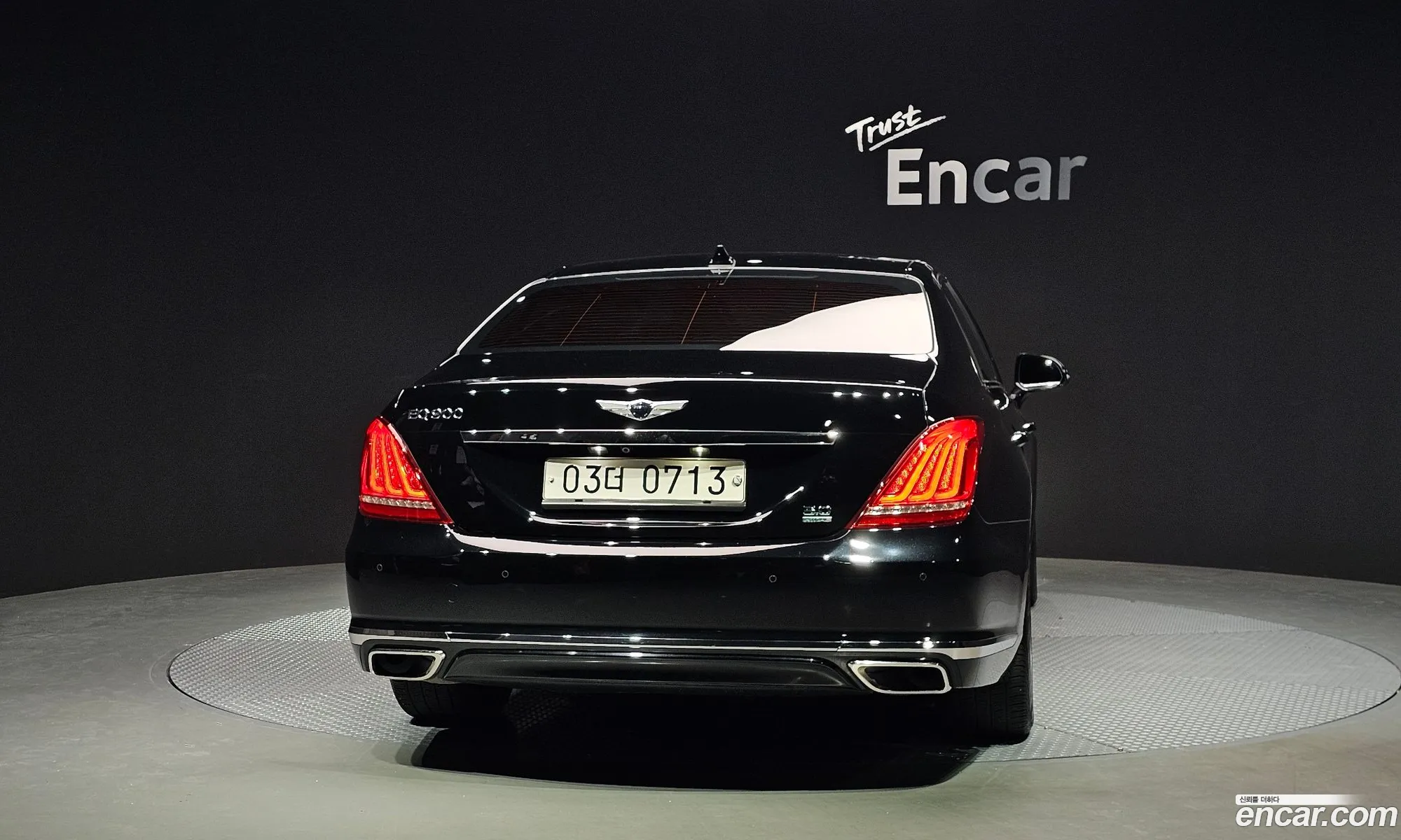 Genesis EQ900 2016 — 16