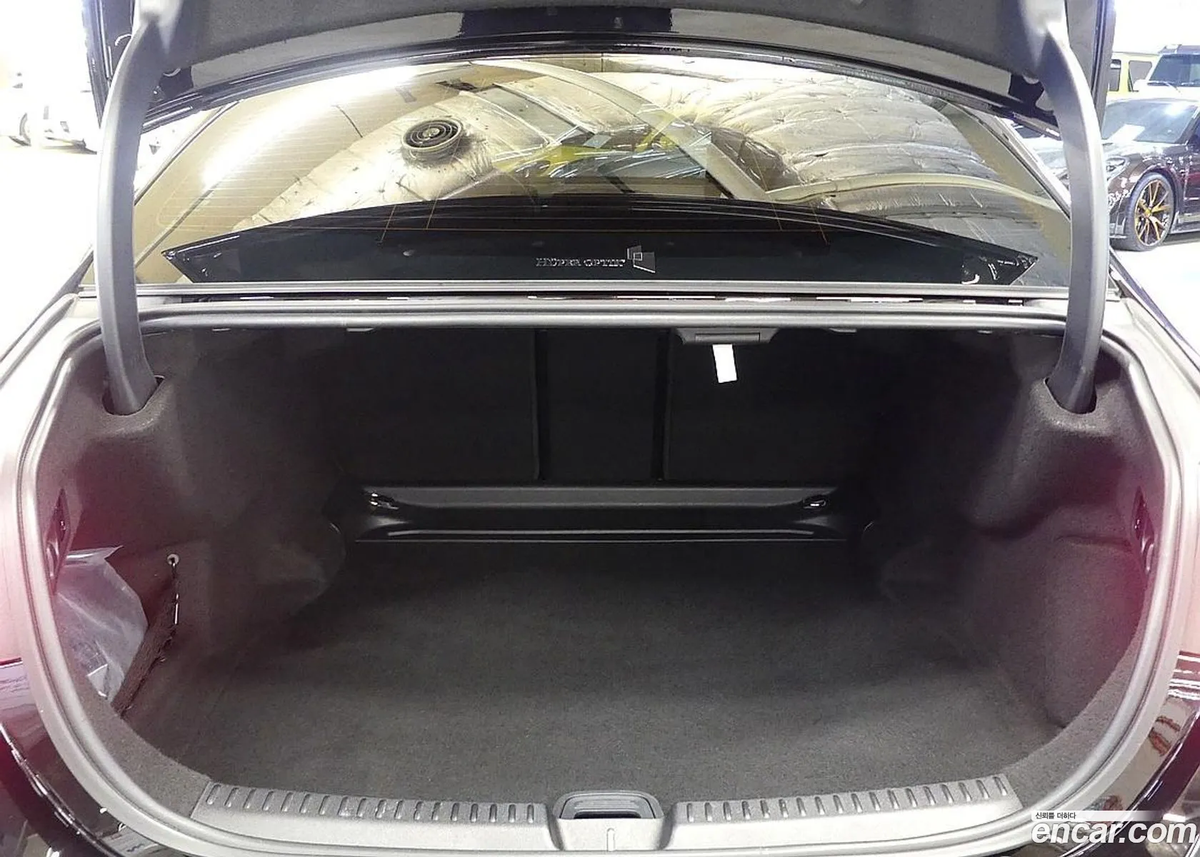 Mercedes-Benz E-Class W214 2024 — 4