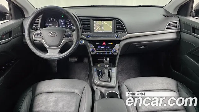 Hyundai Elantra AD 2016 — 4