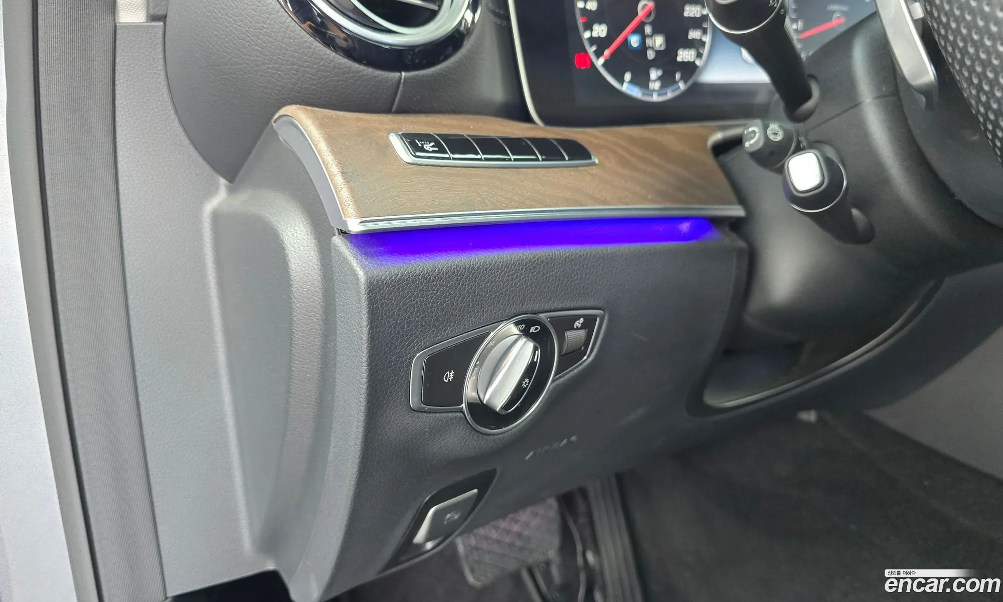 Mercedes-Benz E-Class W213 2017 — 17