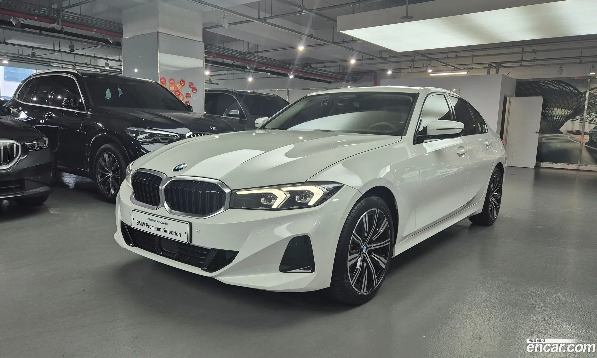 BMW 3 Series 2025 — 16