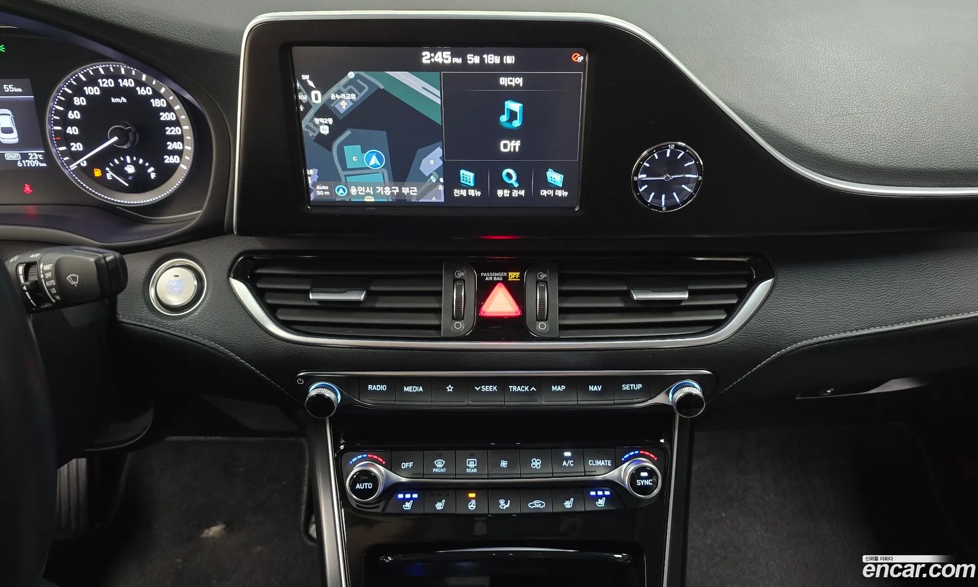 Hyundai Grandeur IG 2018 — 24