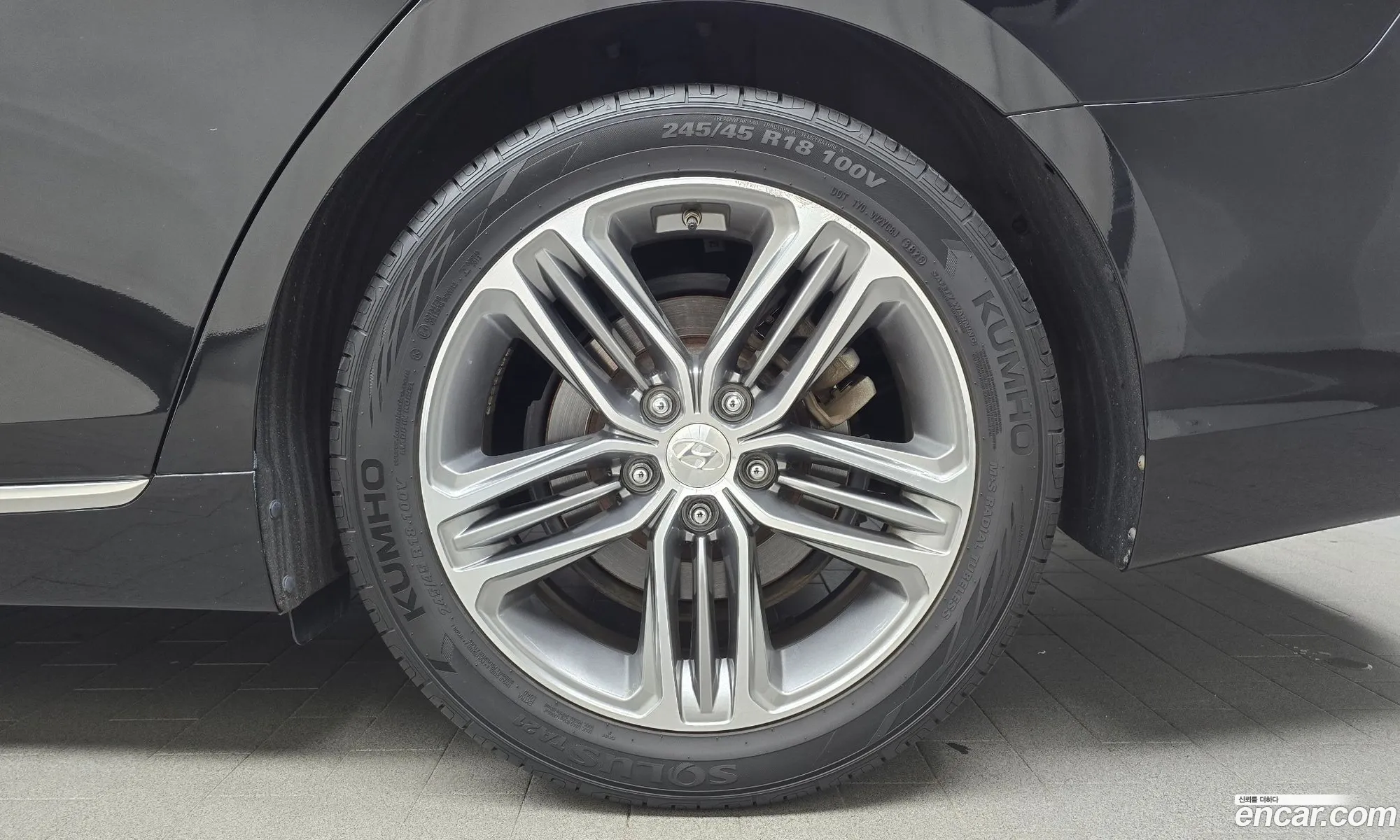 Hyundai Grandeur IG 2018 — 29