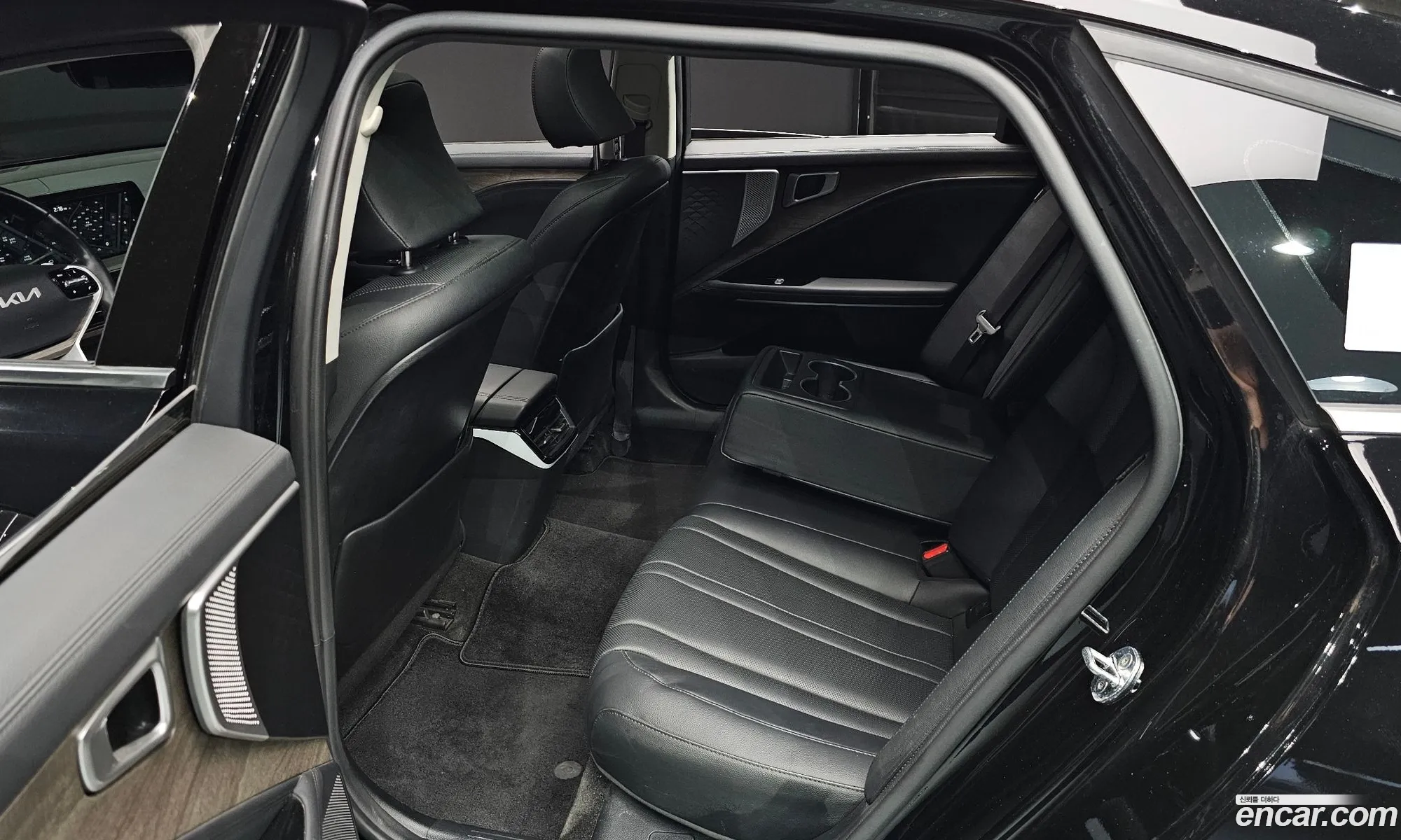Kia K8 2021 — 13