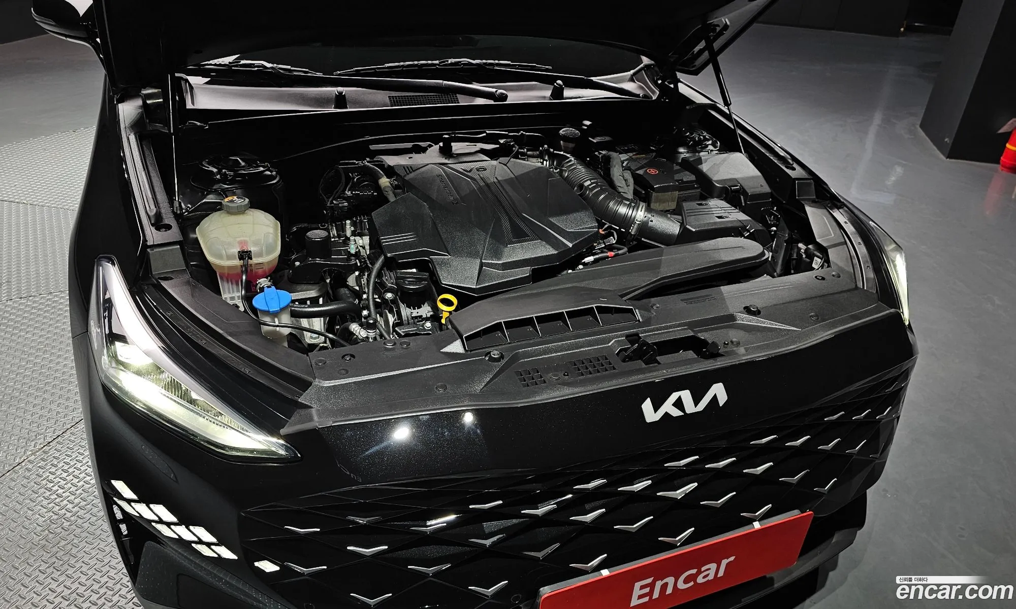 Kia K8 2021 — 4