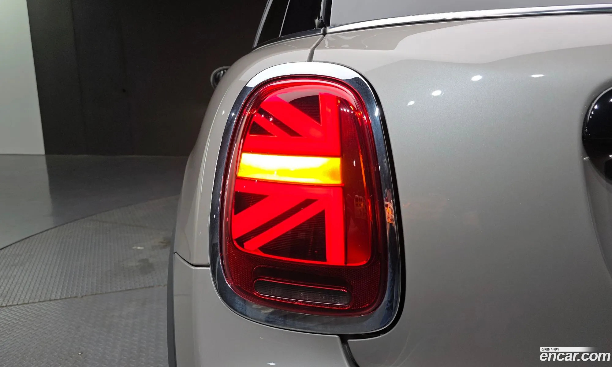 Mini Cooper 2024 WMW41DK09R2V41498 — 19