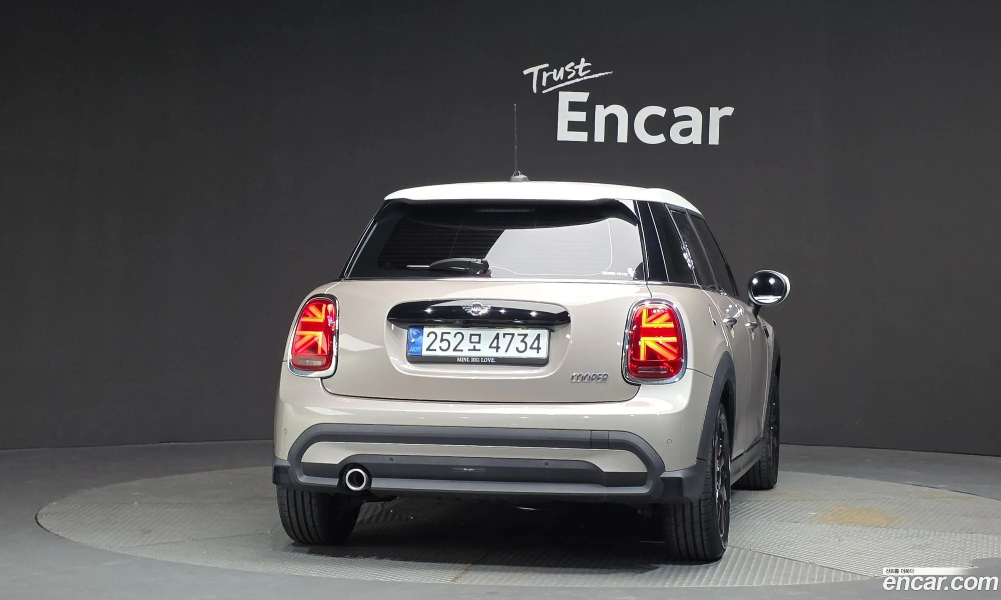 Mini Cooper 2024 WMW41DK09R2V41498 — 20