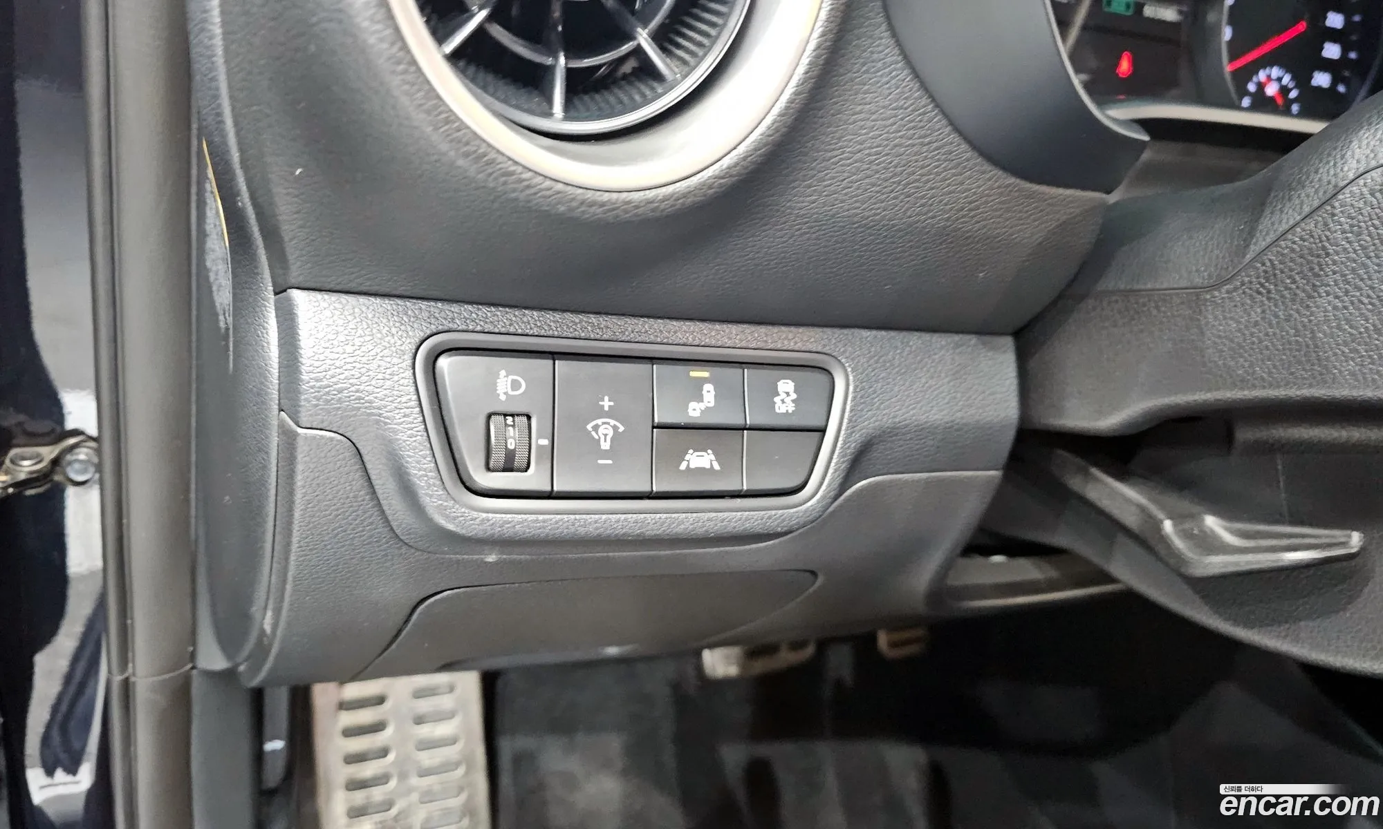 Kia K3 2020 — 4