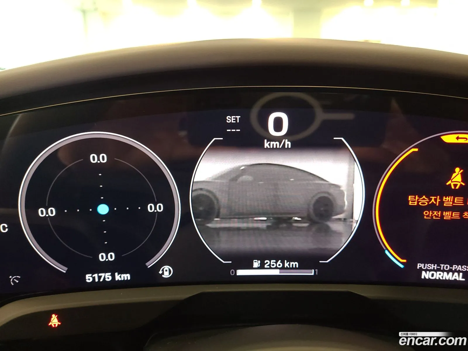 Porsche Taycan 2025 — 17
