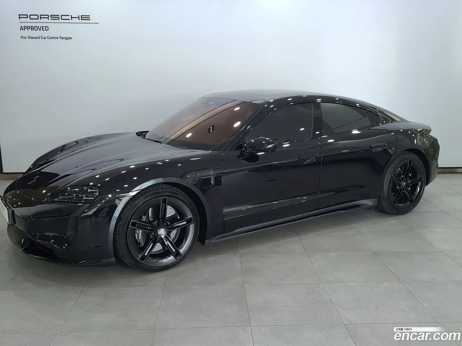 Porsche Taycan 2025 — 20