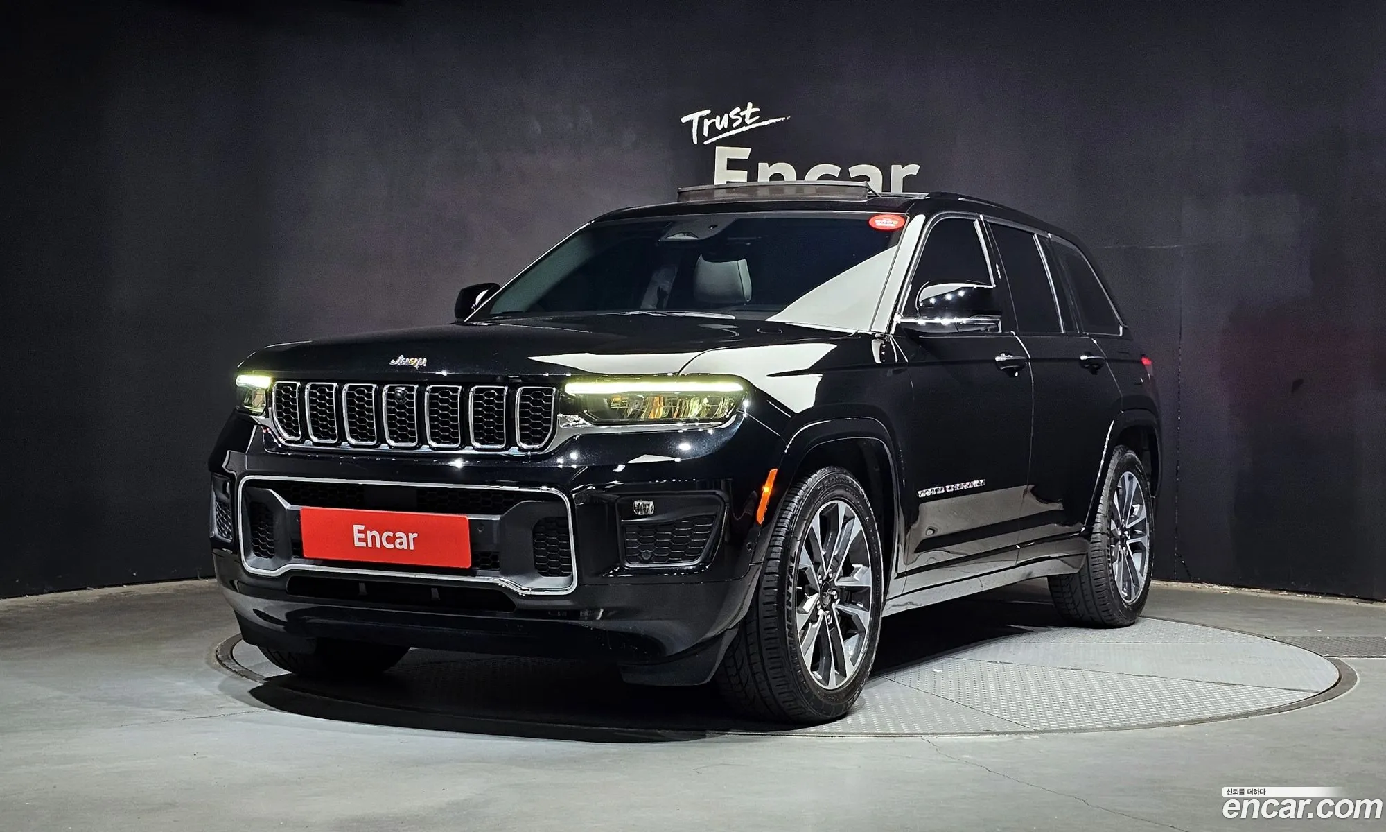 Jeep Grand Cherokee 2023 — 14
