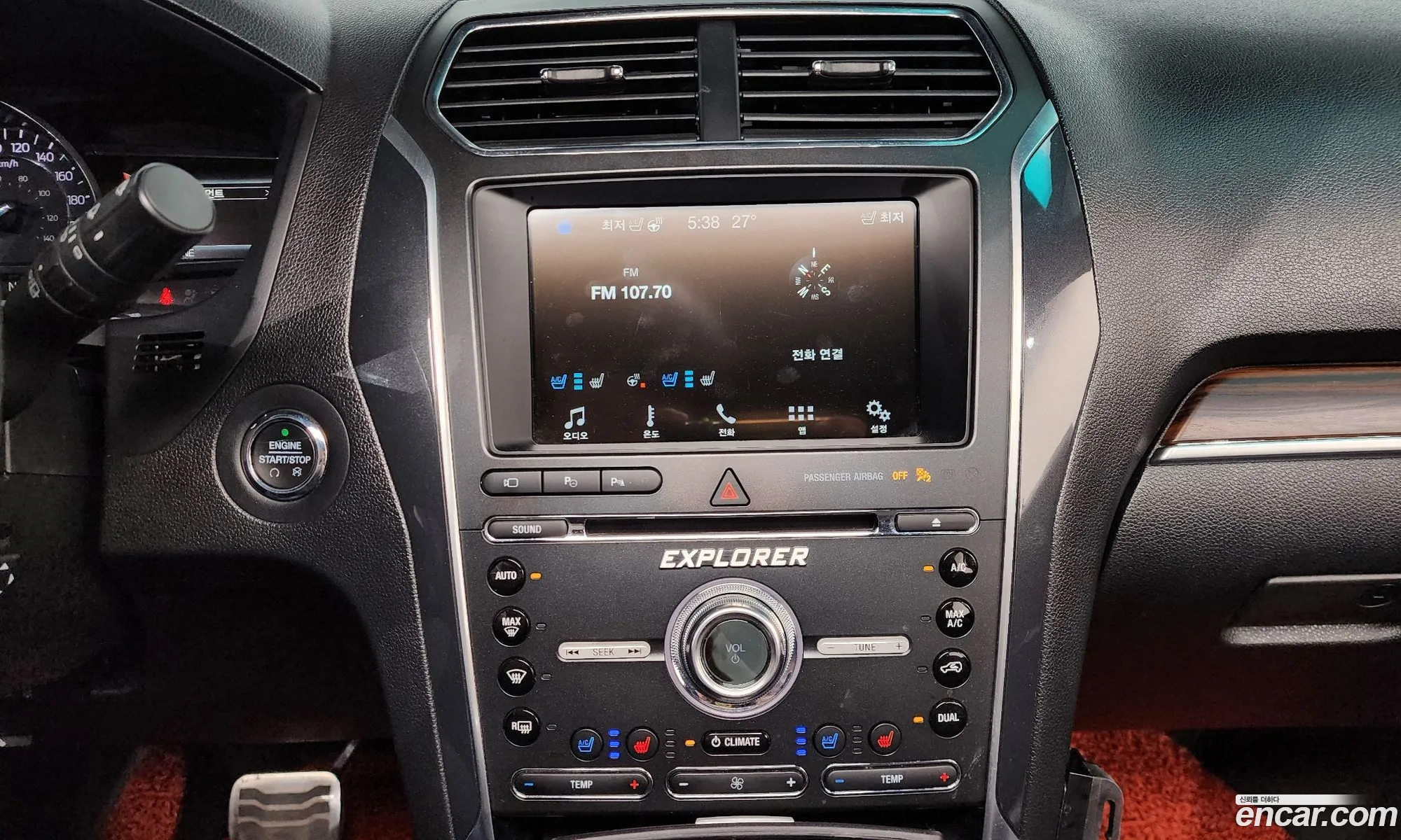 Ford Explorer 2018 — 19