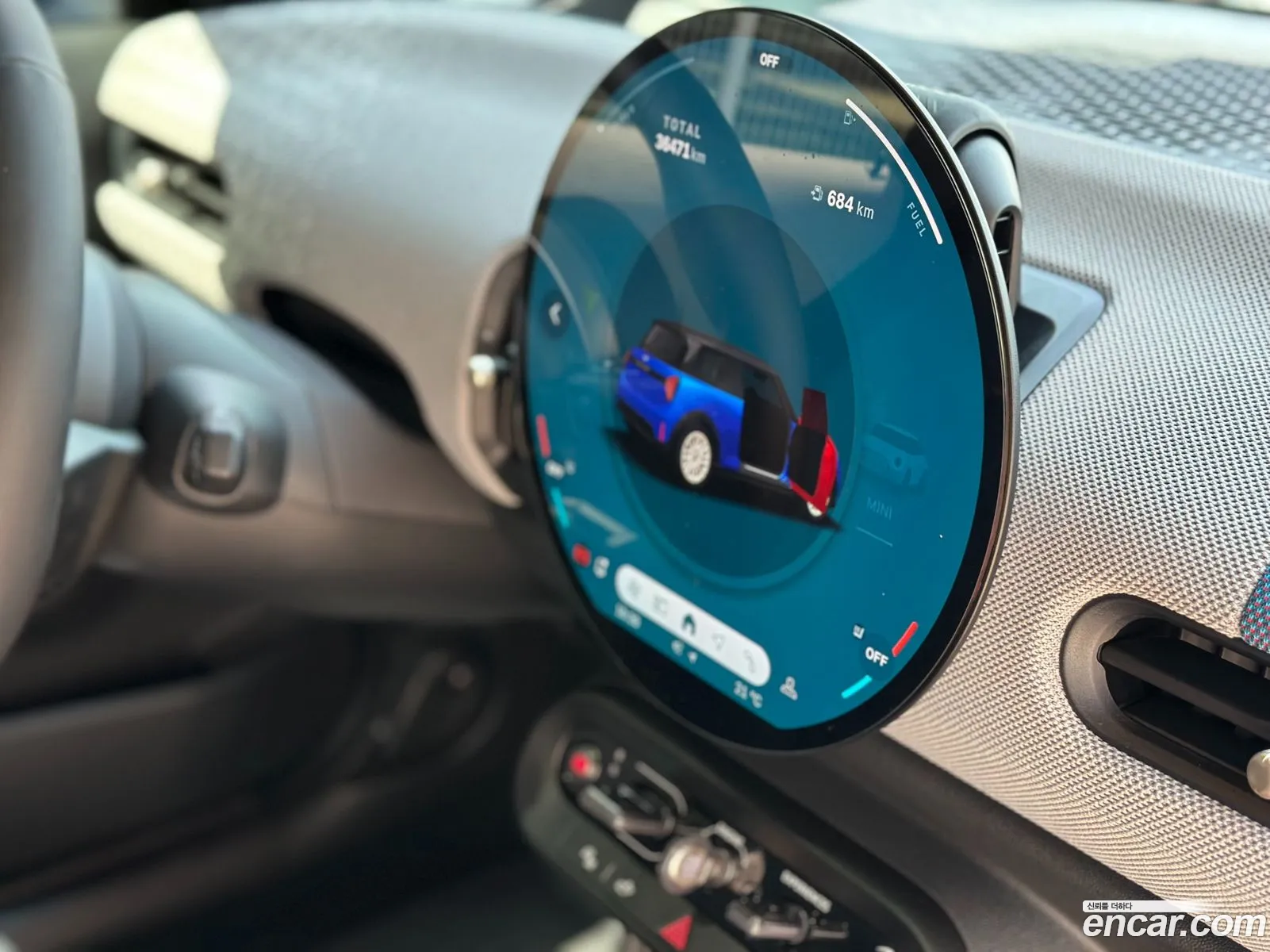 Mini Cooper S 2025 — 18