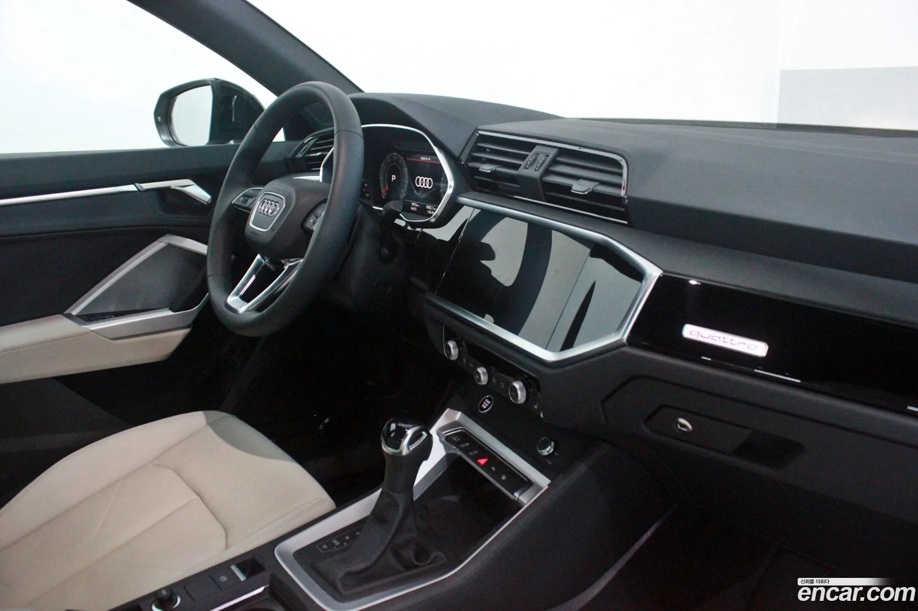 Audi Q3 2026 — 15