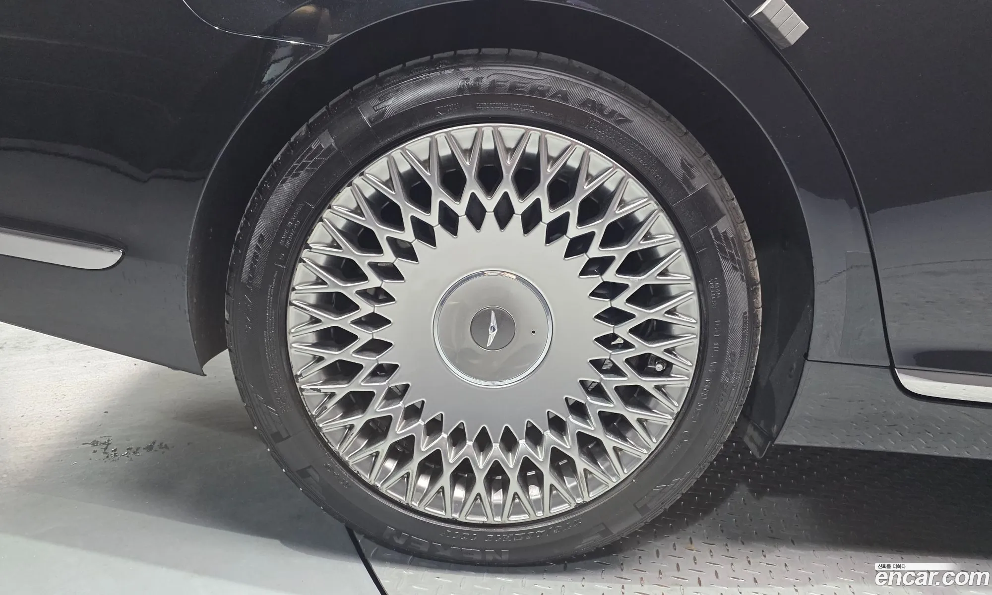 Genesis G90 2020 — 26