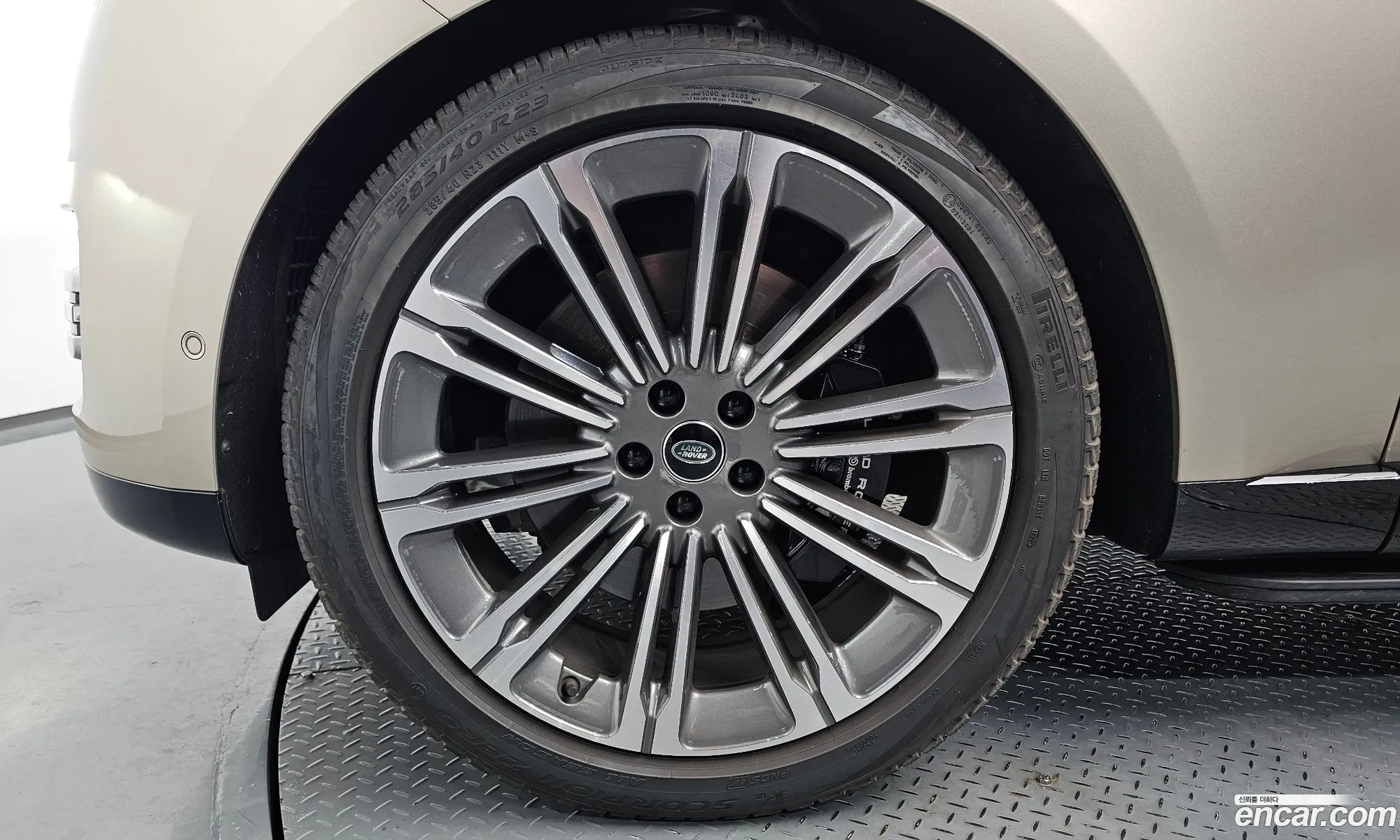 Land Rover Range Rover 2023 SALKABB71PA050110 — 18