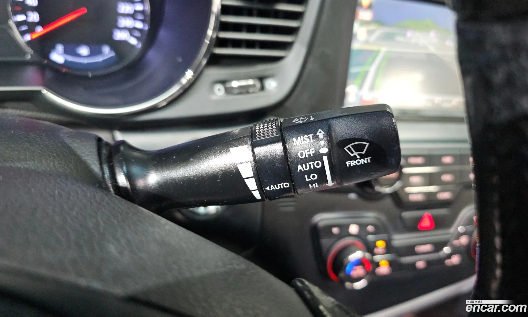 Kia K5 2012 — 2
