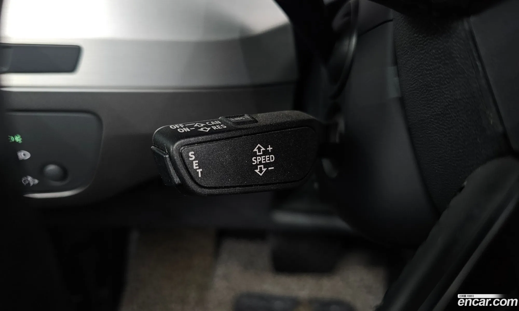 Audi Q7 2019 WAUZZZ4M3KD041259 — 12