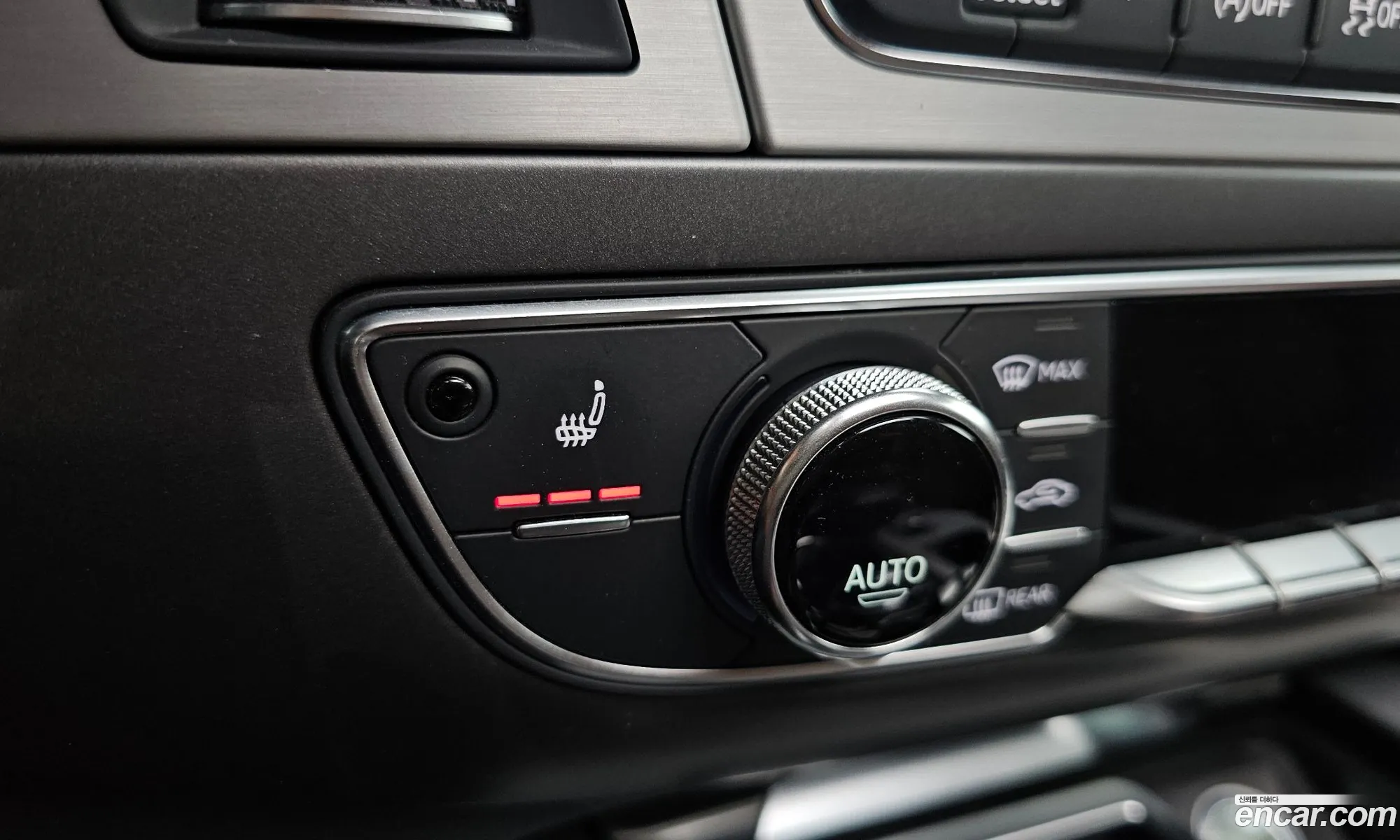 Audi Q7 2019 WAUZZZ4M3KD041259 — 8