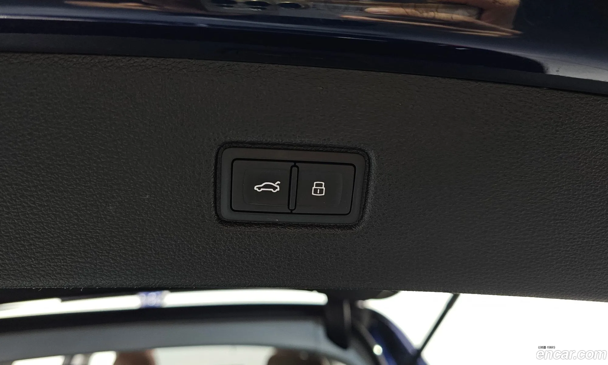 Audi Q7 2019 WAUZZZ4M3KD041259 — 28