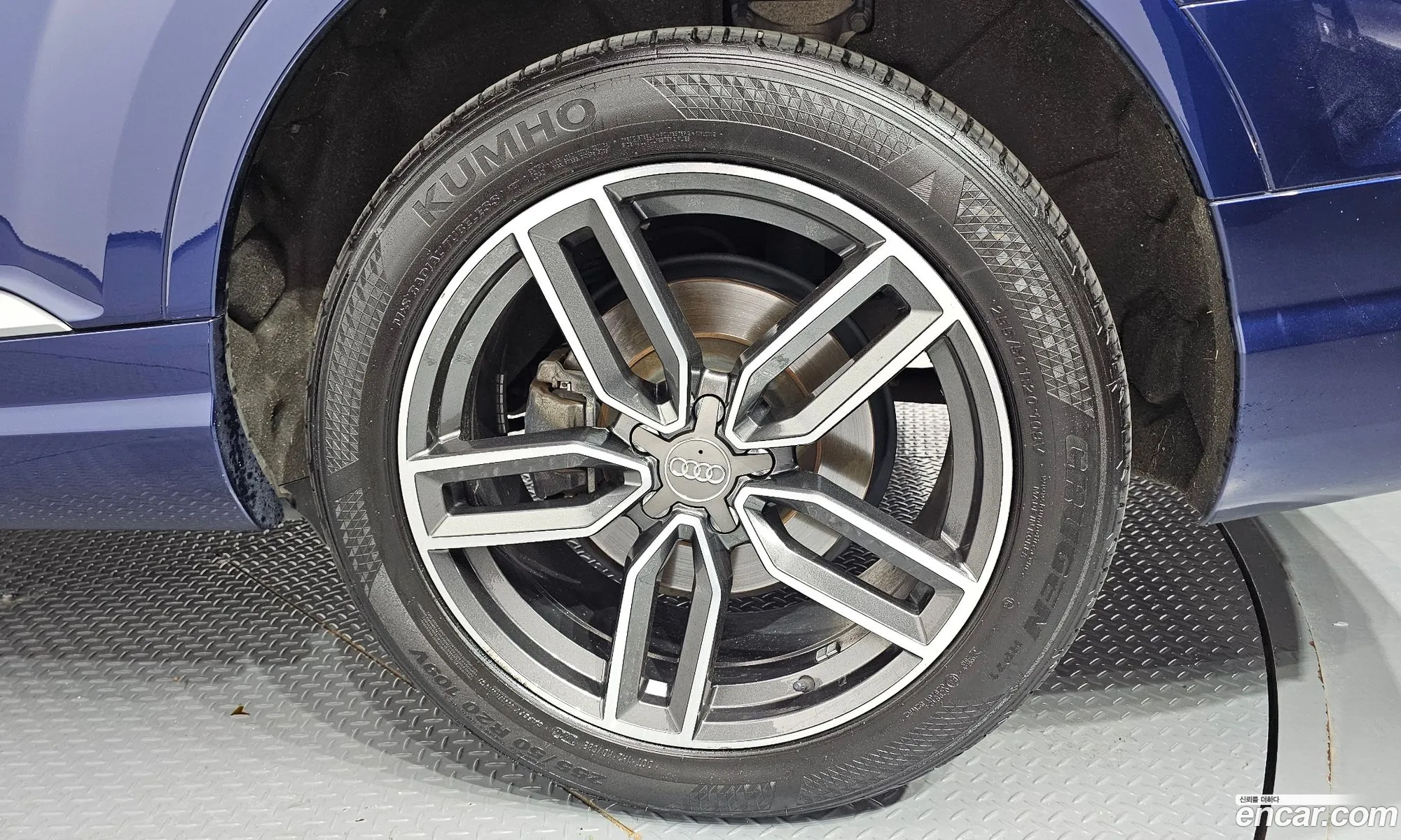Audi Q7 2019 WAUZZZ4M3KD041259 — 26
