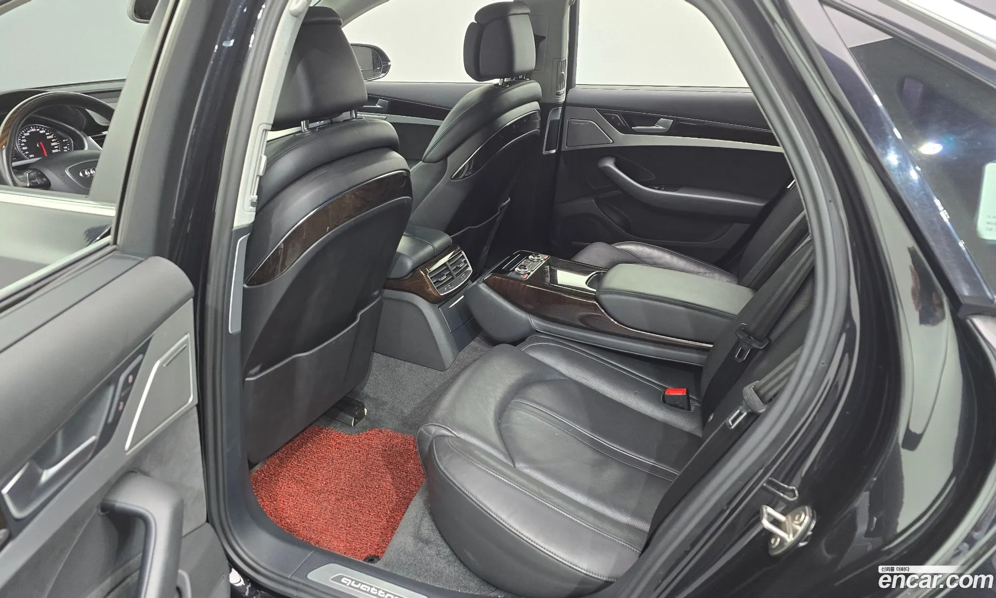 Audi A8 2015 WAUZZZ4H6FN027648 — 5