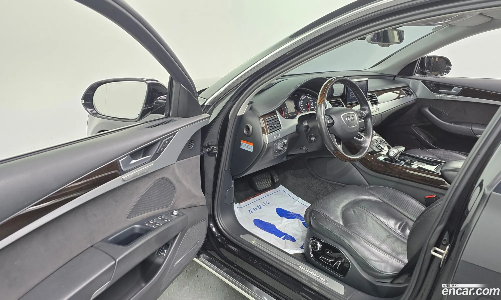 Audi A8 2015 WAUZZZ4H6FN027648 — 13
