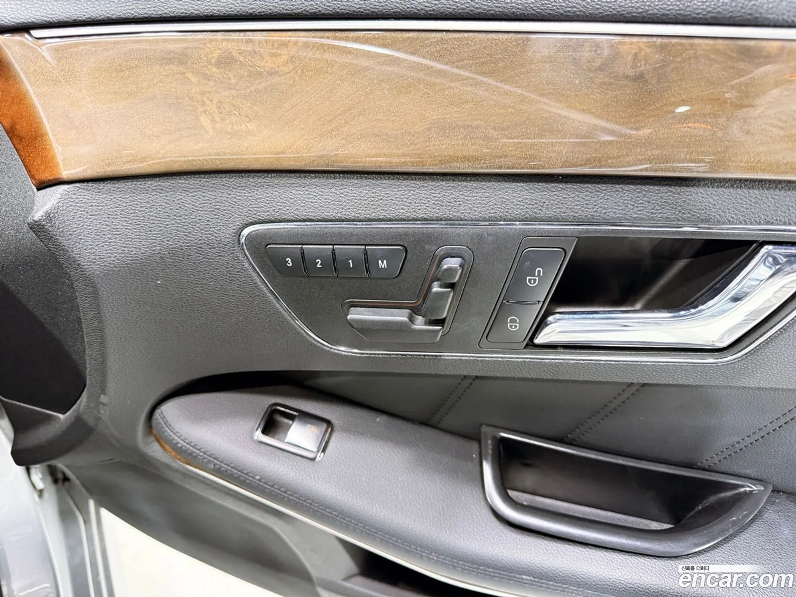 Mercedes-Benz E-Class W212 2009 — 8